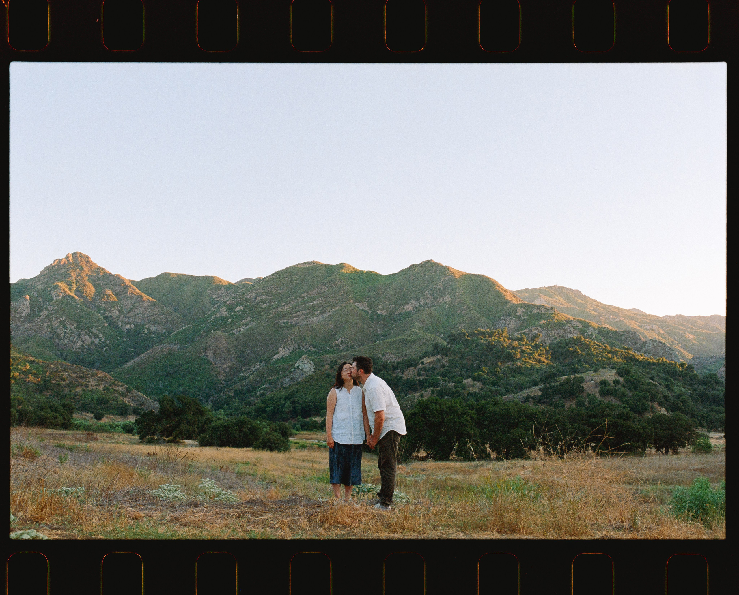 Couples. Film photographer in Los Angeles Anastasiya Pankova
