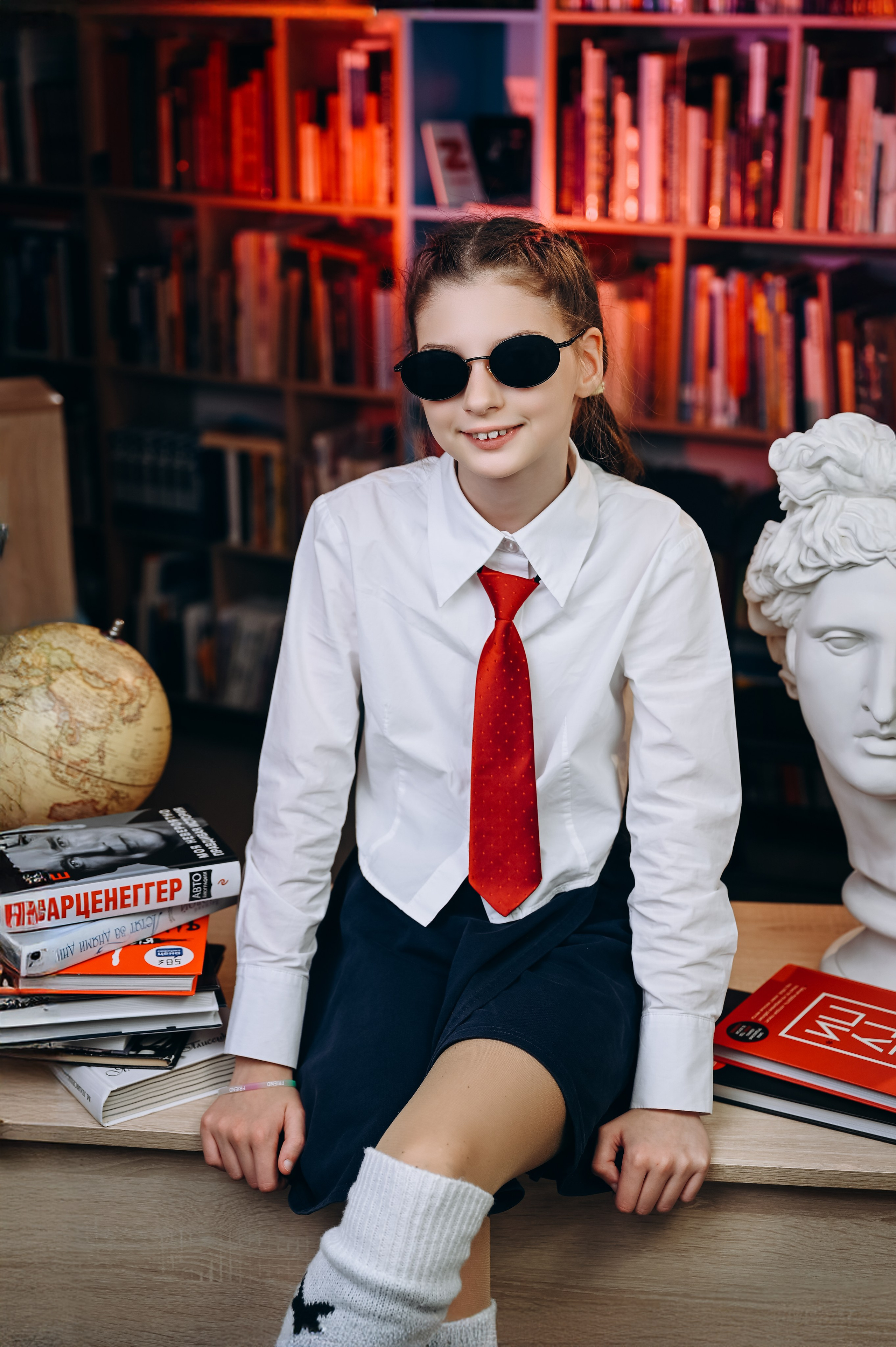 4 класс Библиотека. Выпускные альбомы в Кургане, Твой альбом, Книга