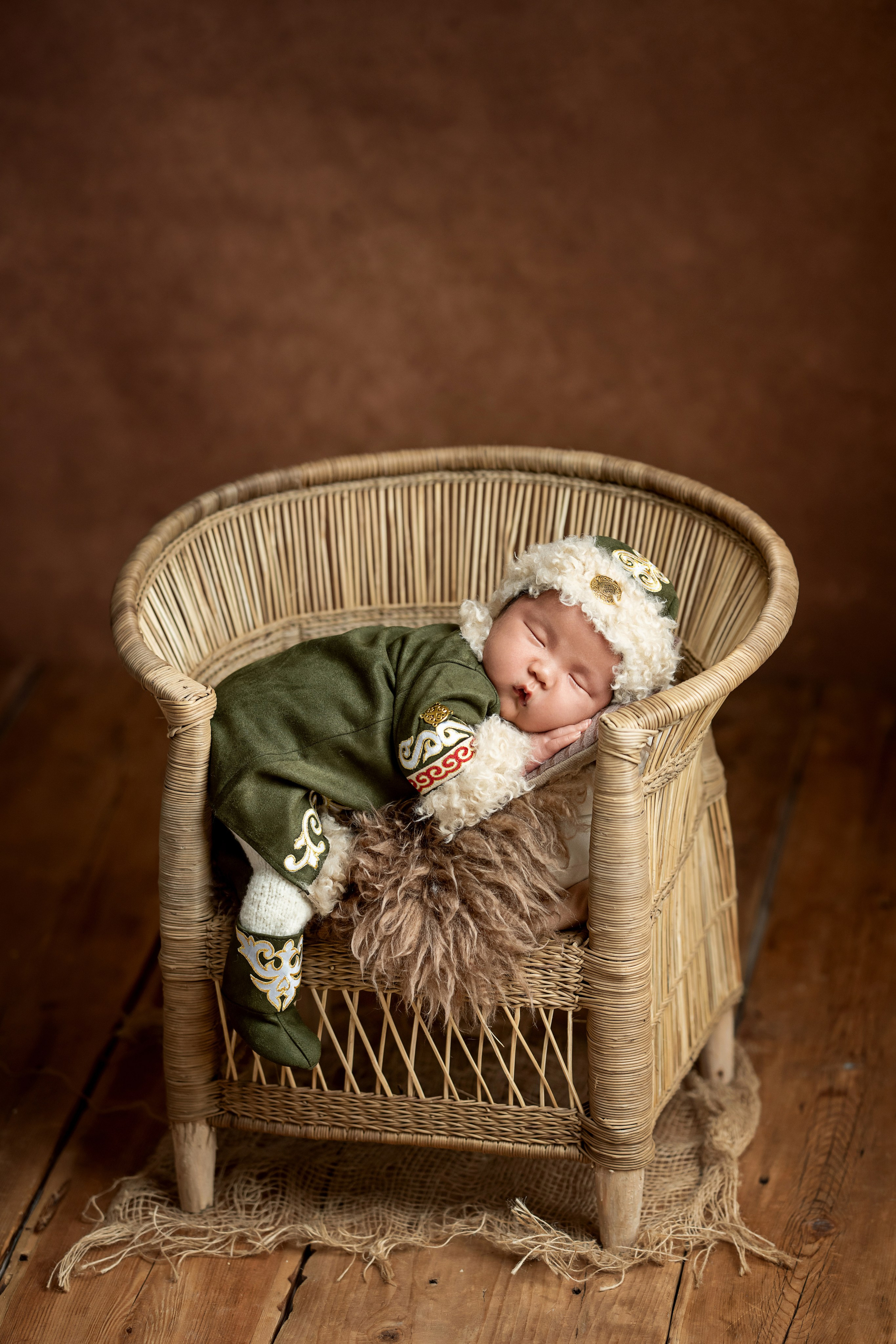 NEWBORN. Творческая команда Ульяшевы, свадебная и семейная фотография. Кахахста