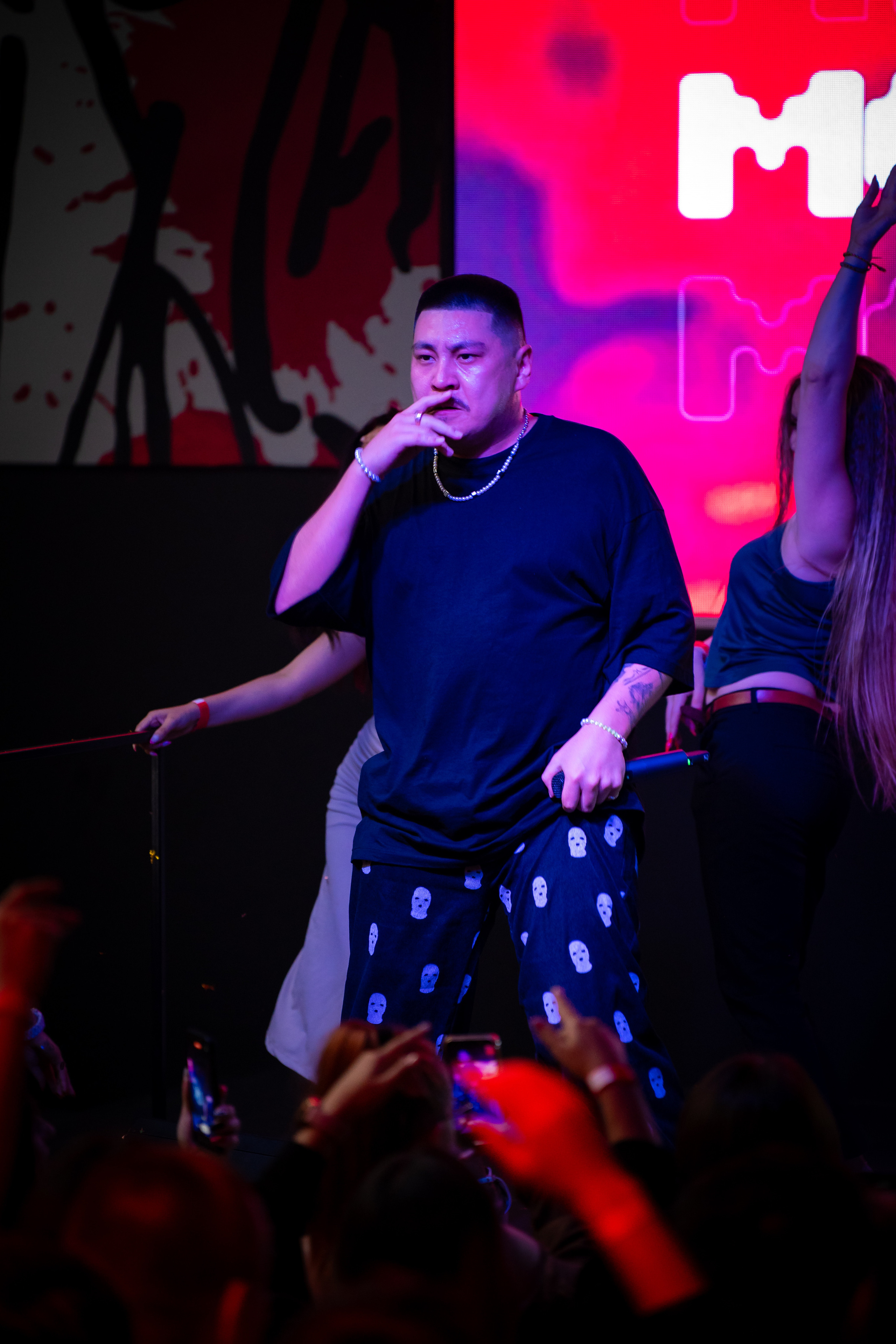 MOREART. Lounge Bar X.O