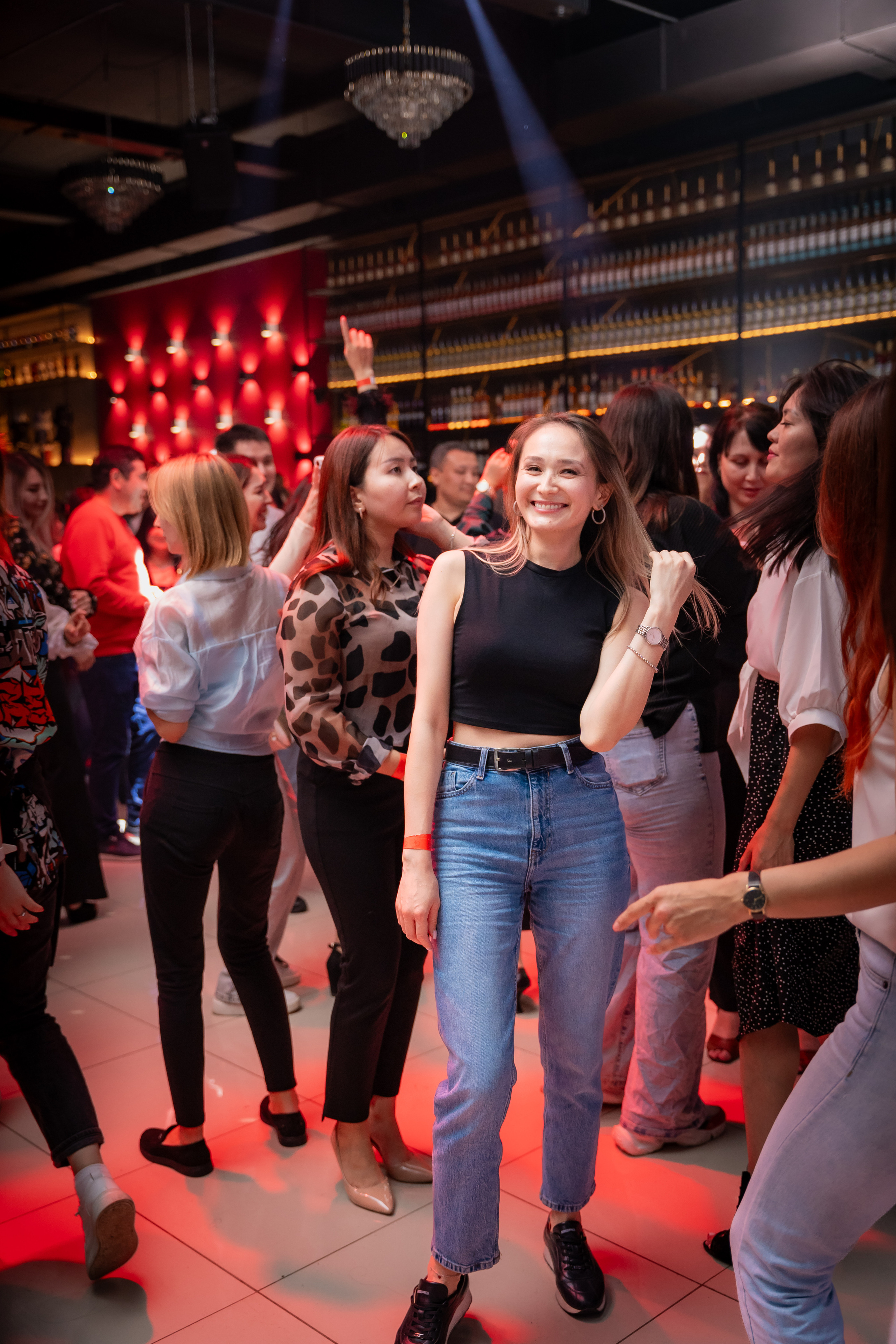 MOREART. Lounge Bar X.O