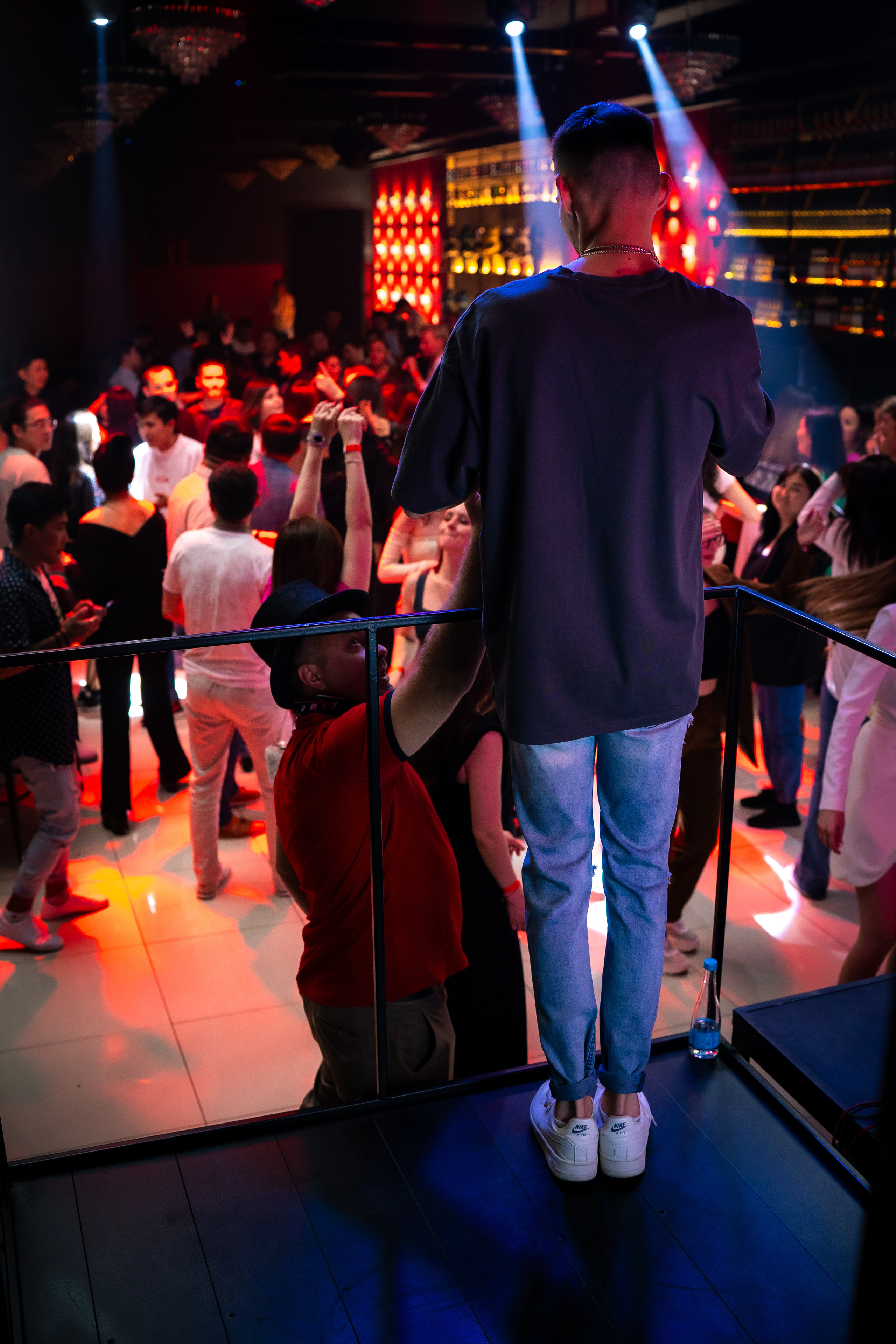 MOREART. Lounge Bar X.O