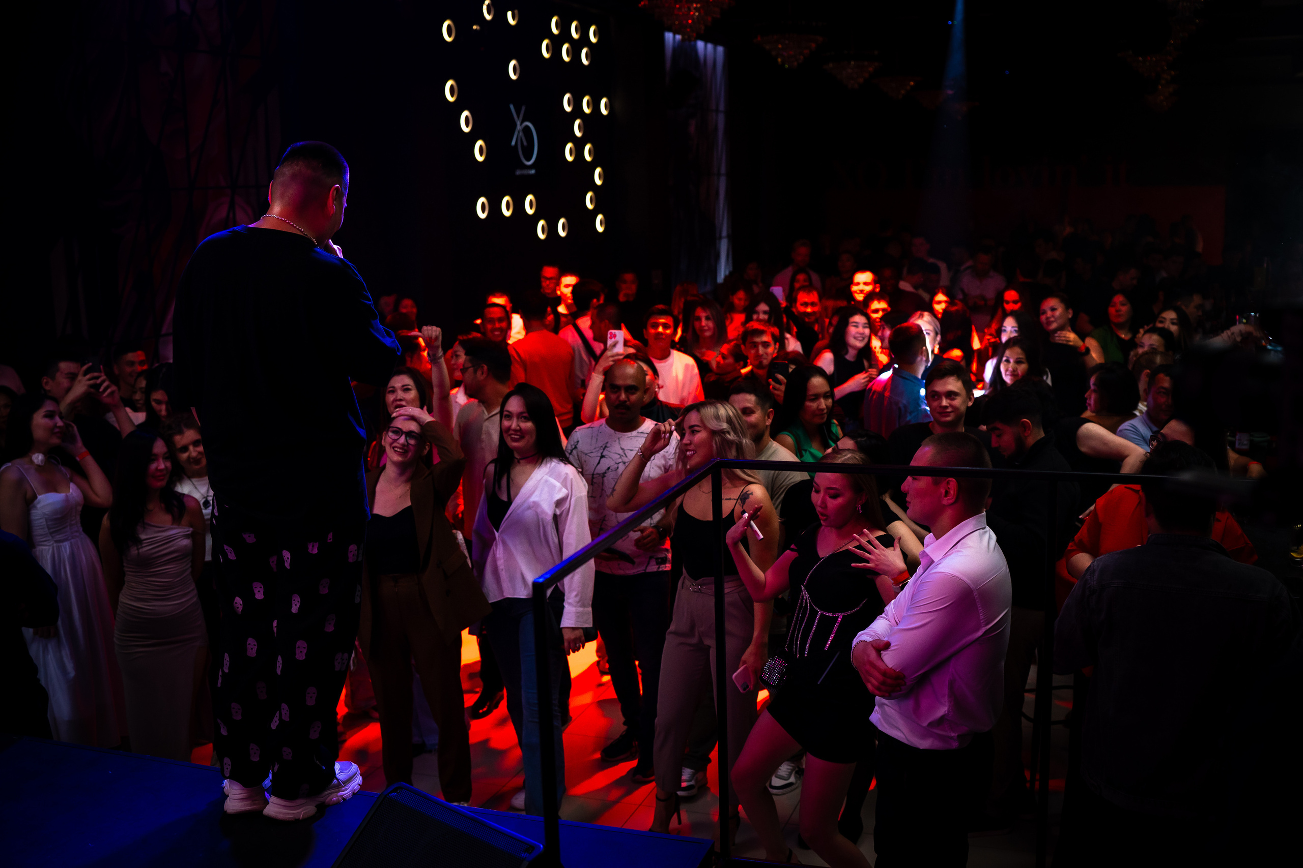 MOREART. Lounge Bar X.O