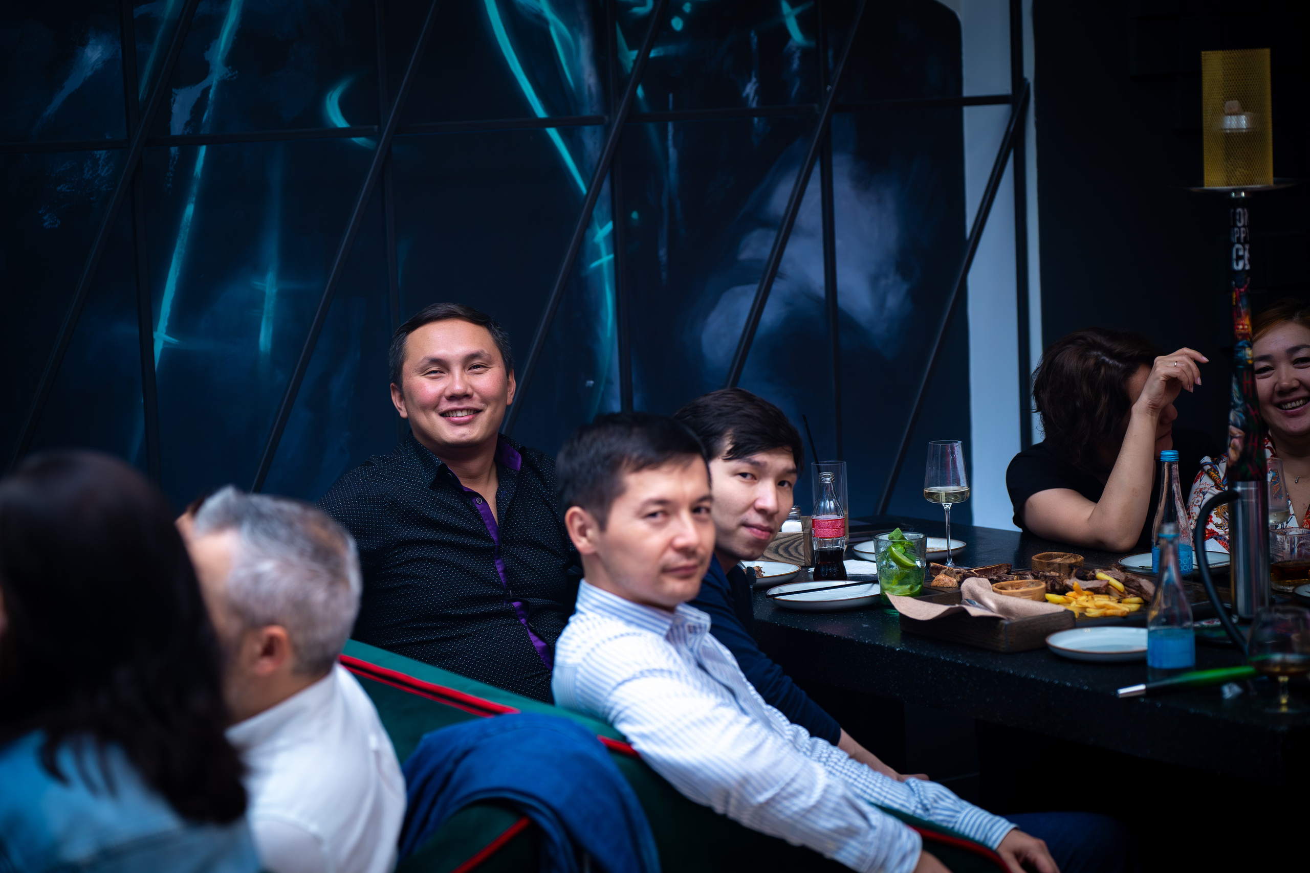 MOREART. Lounge Bar X.O