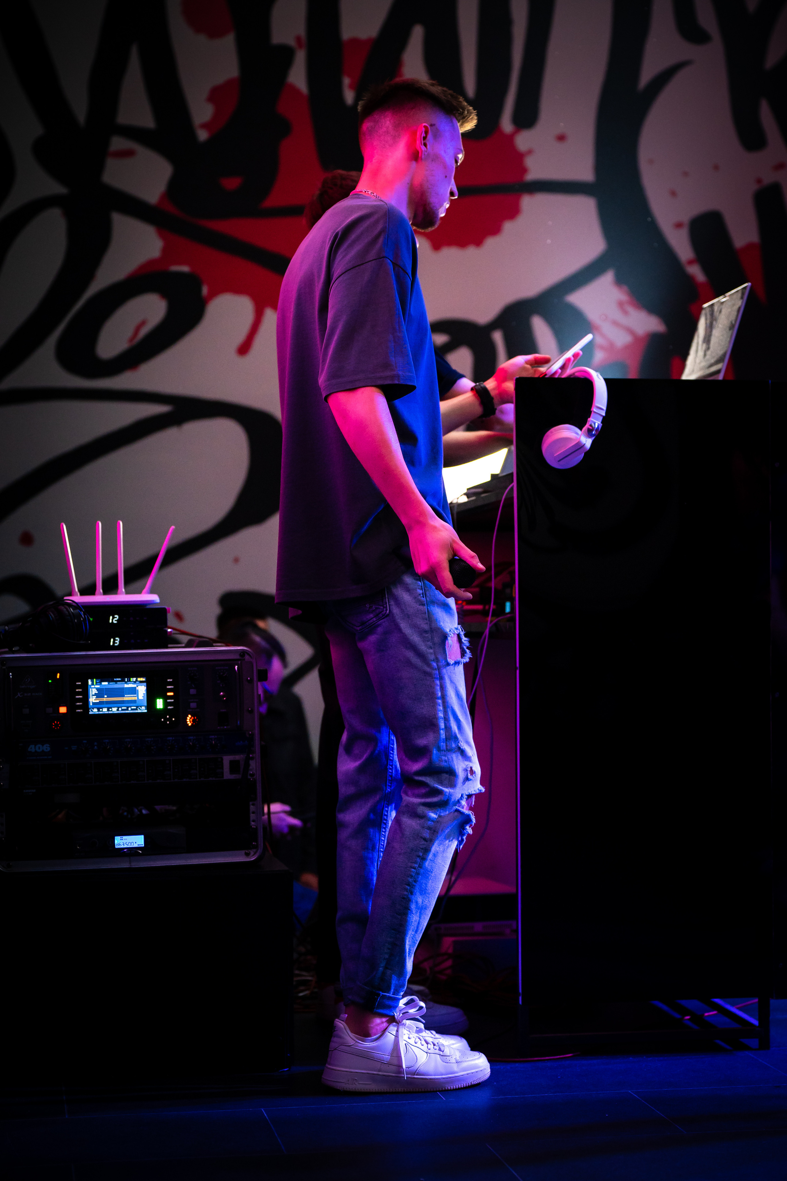 MOREART. Lounge Bar X.O