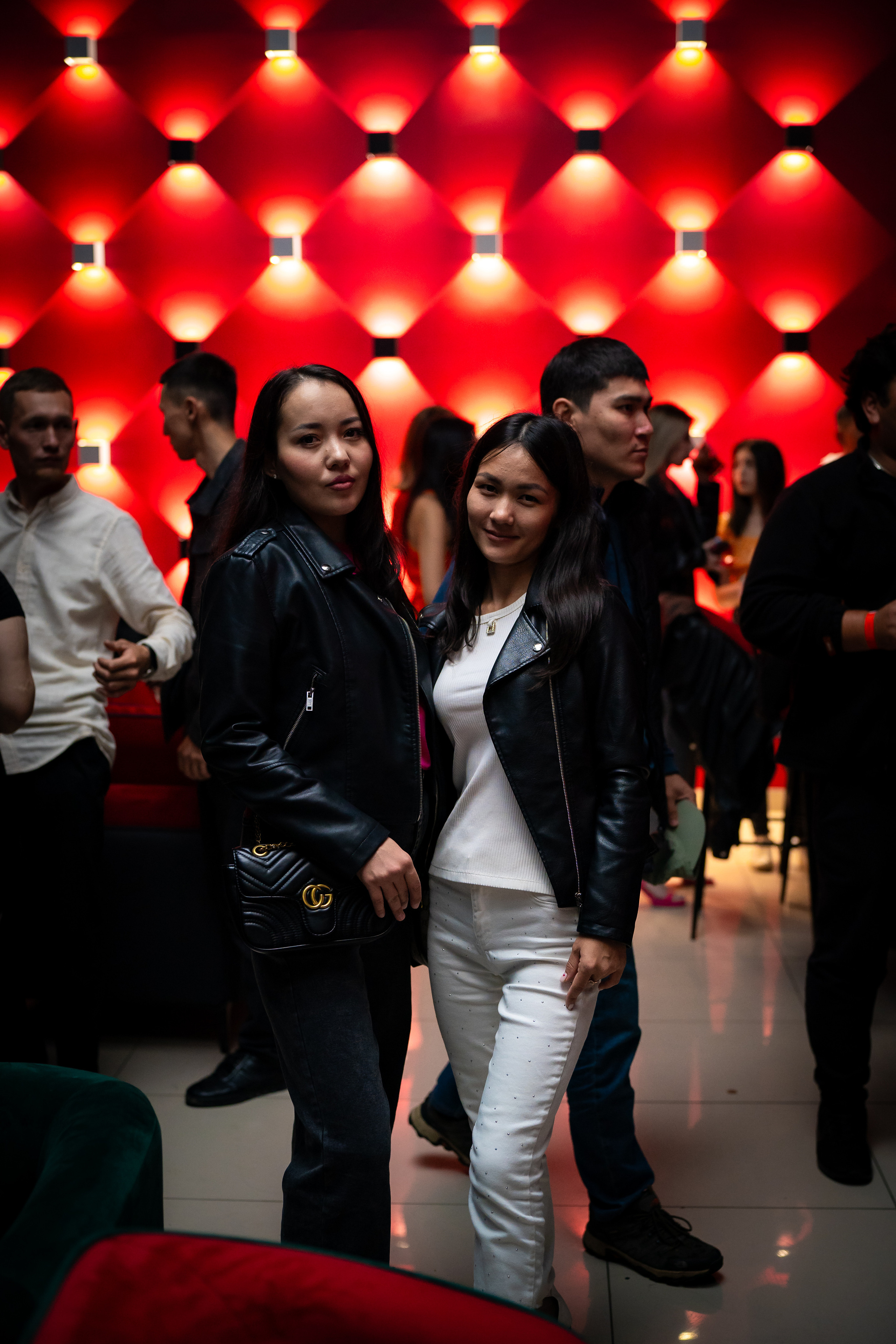 MOREART. Lounge Bar X.O