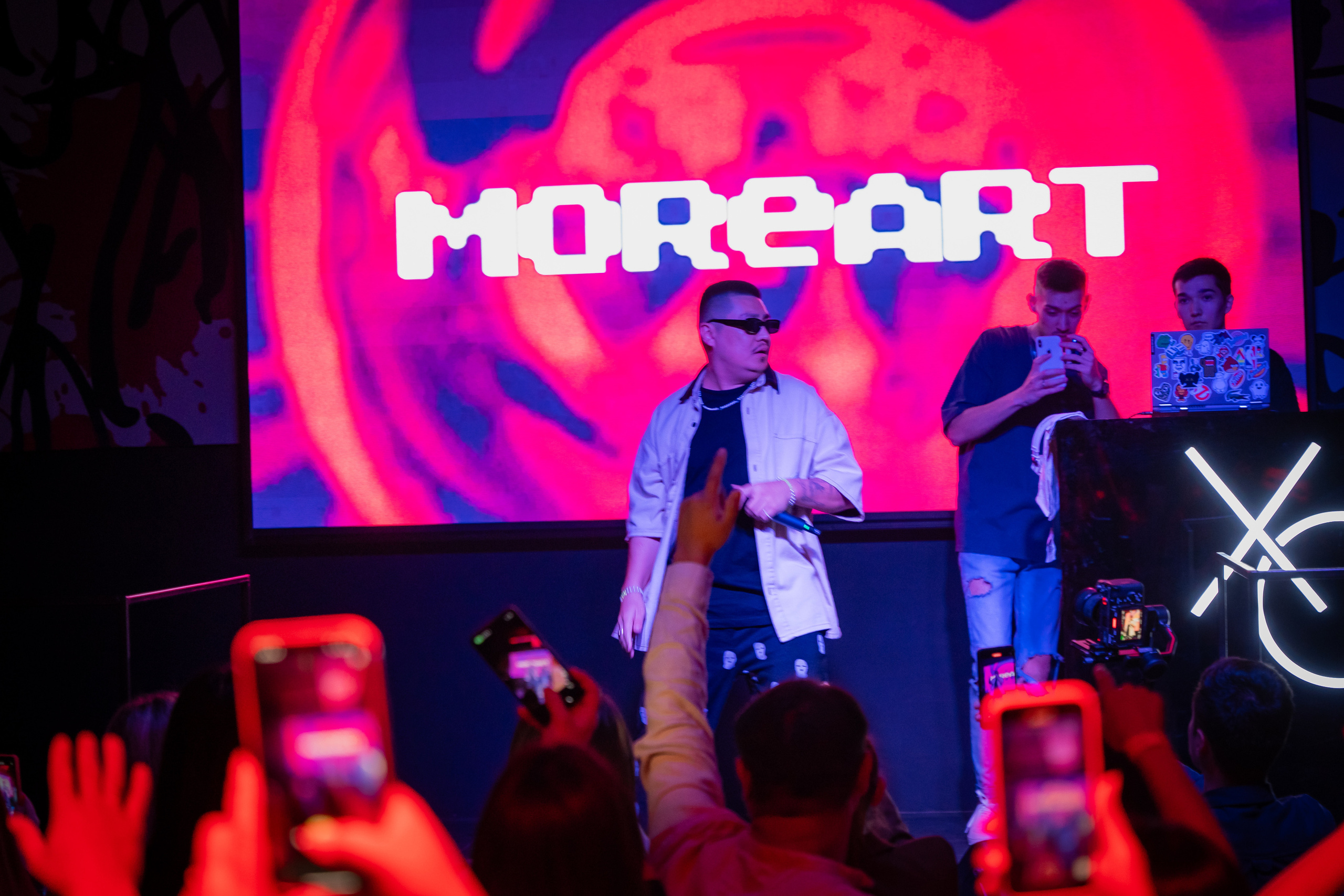 MOREART. Lounge Bar X.O