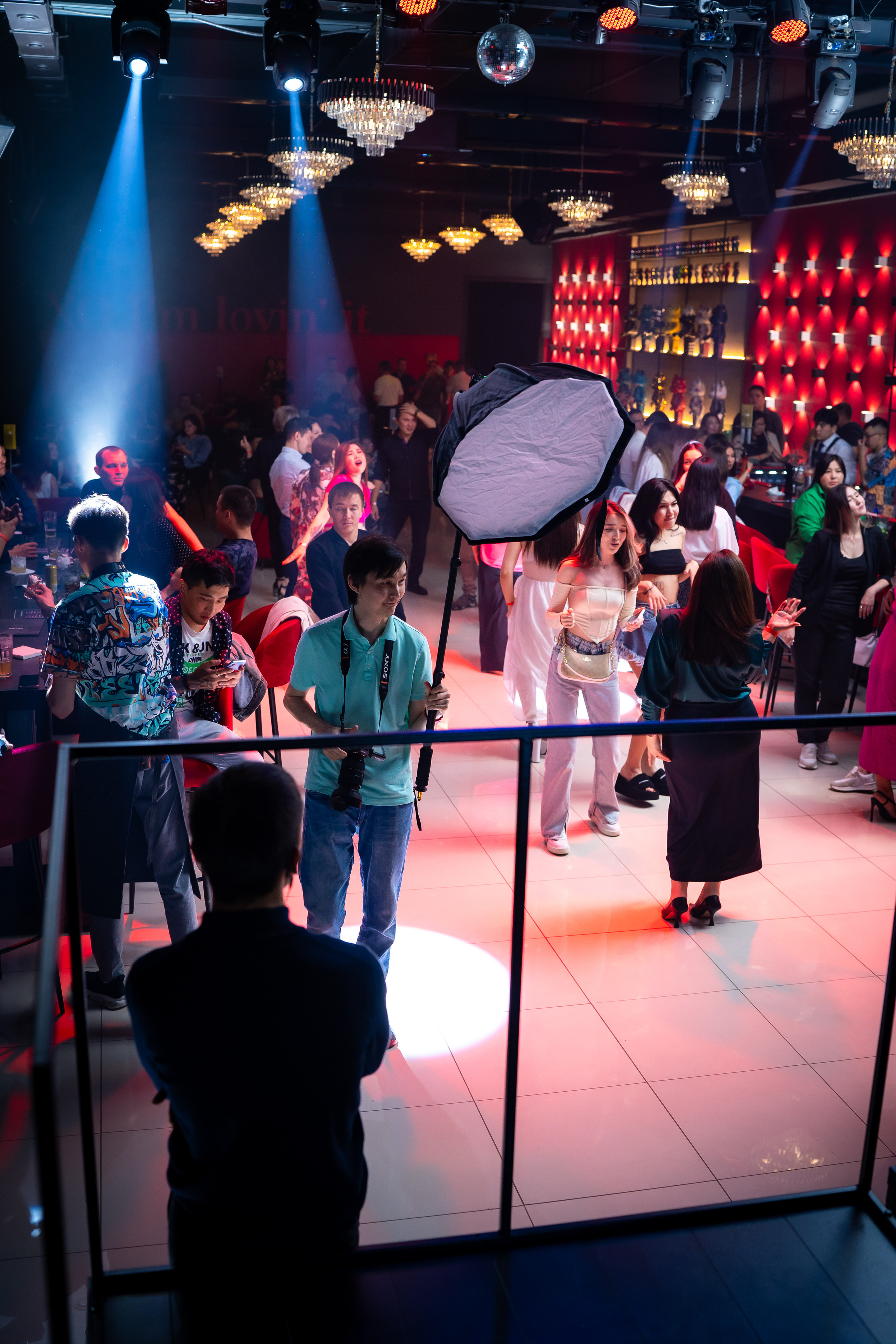 MOREART. Lounge Bar X.O