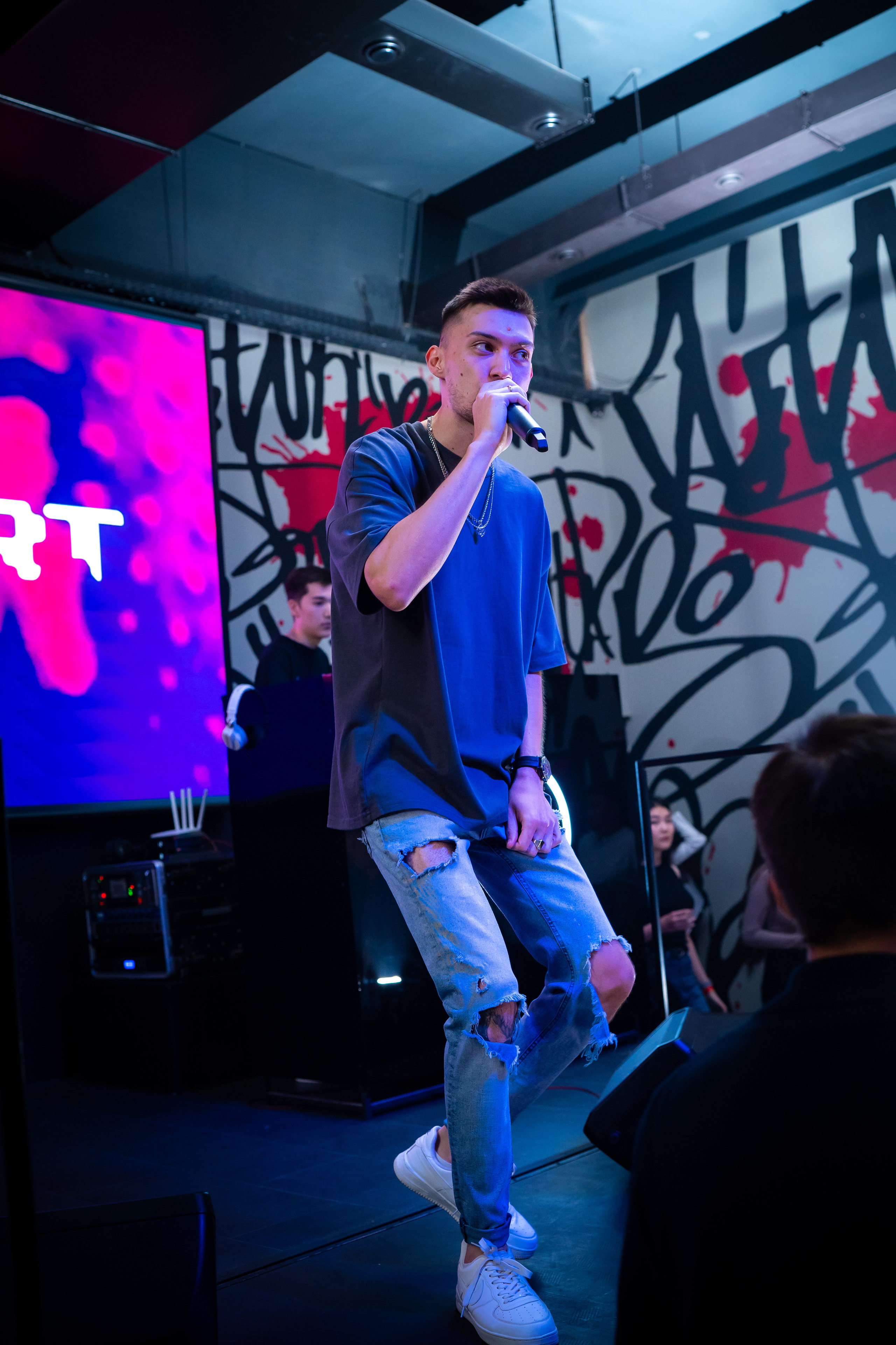 MOREART. Lounge Bar X.O