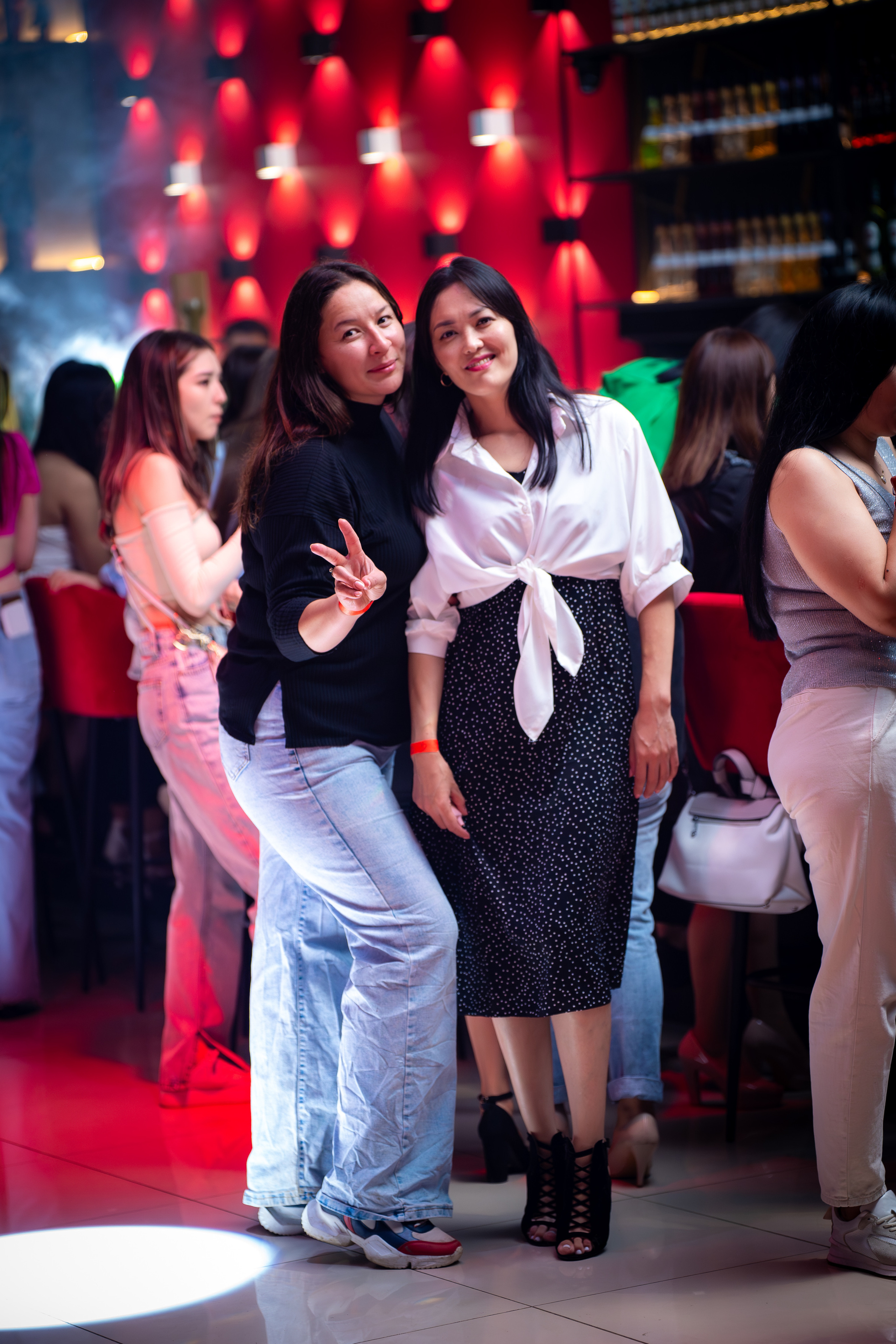 MOREART. Lounge Bar X.O