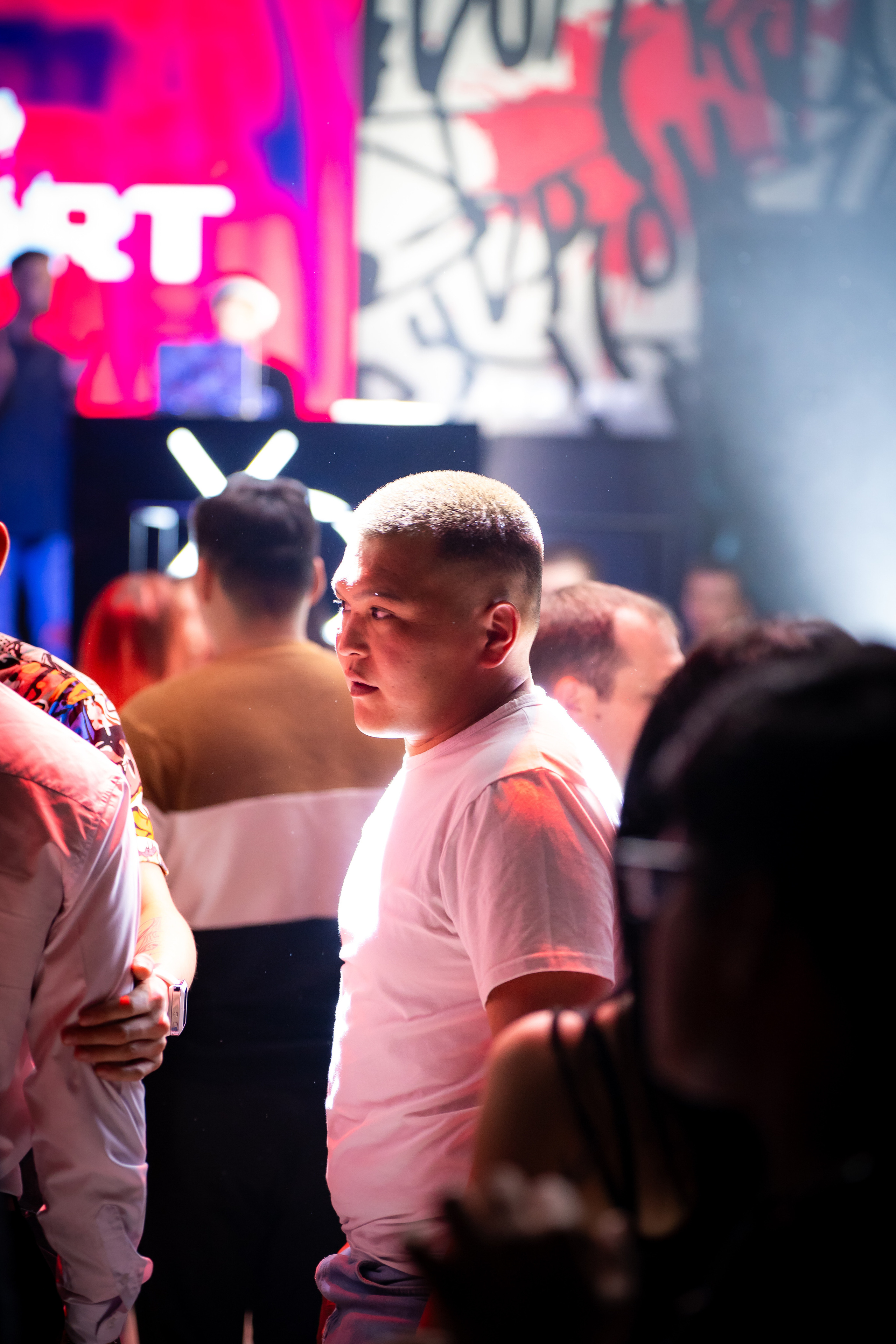 MOREART. Lounge Bar X.O