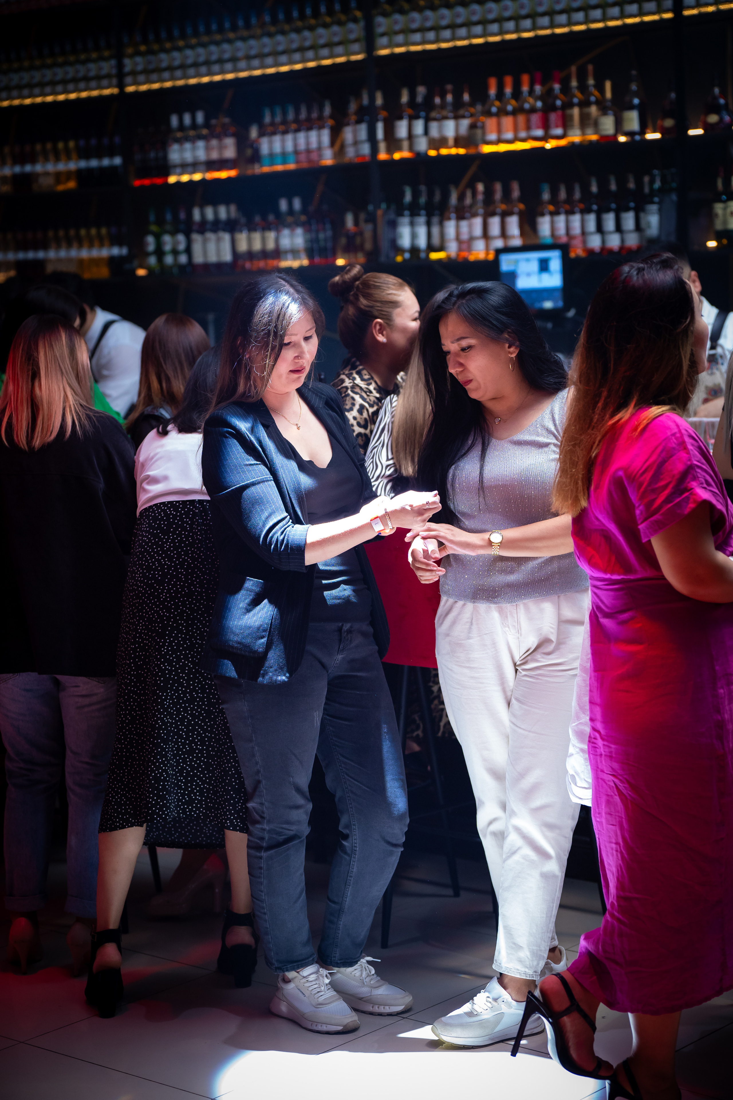 MOREART. Lounge Bar X.O