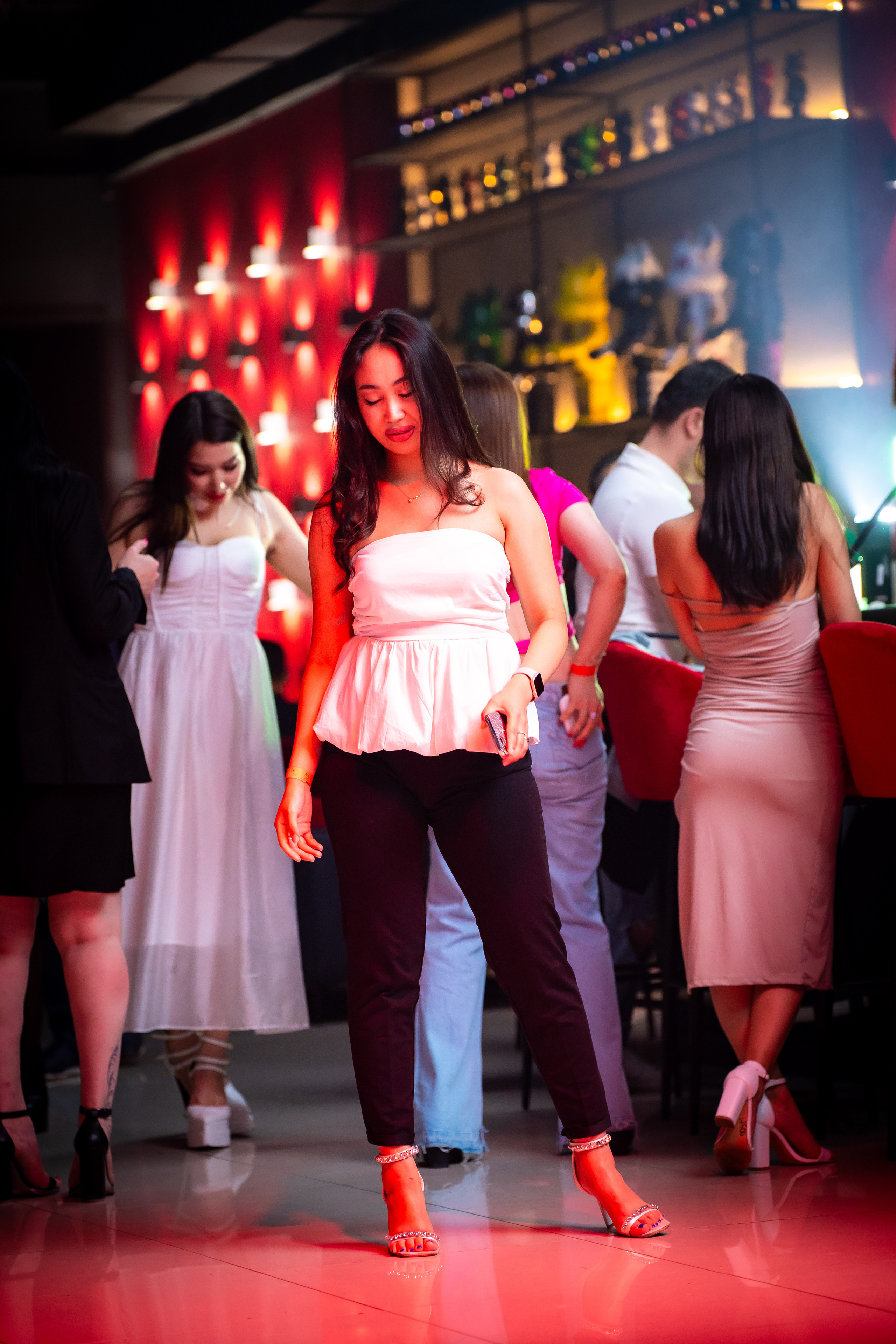 MOREART. Lounge Bar X.O