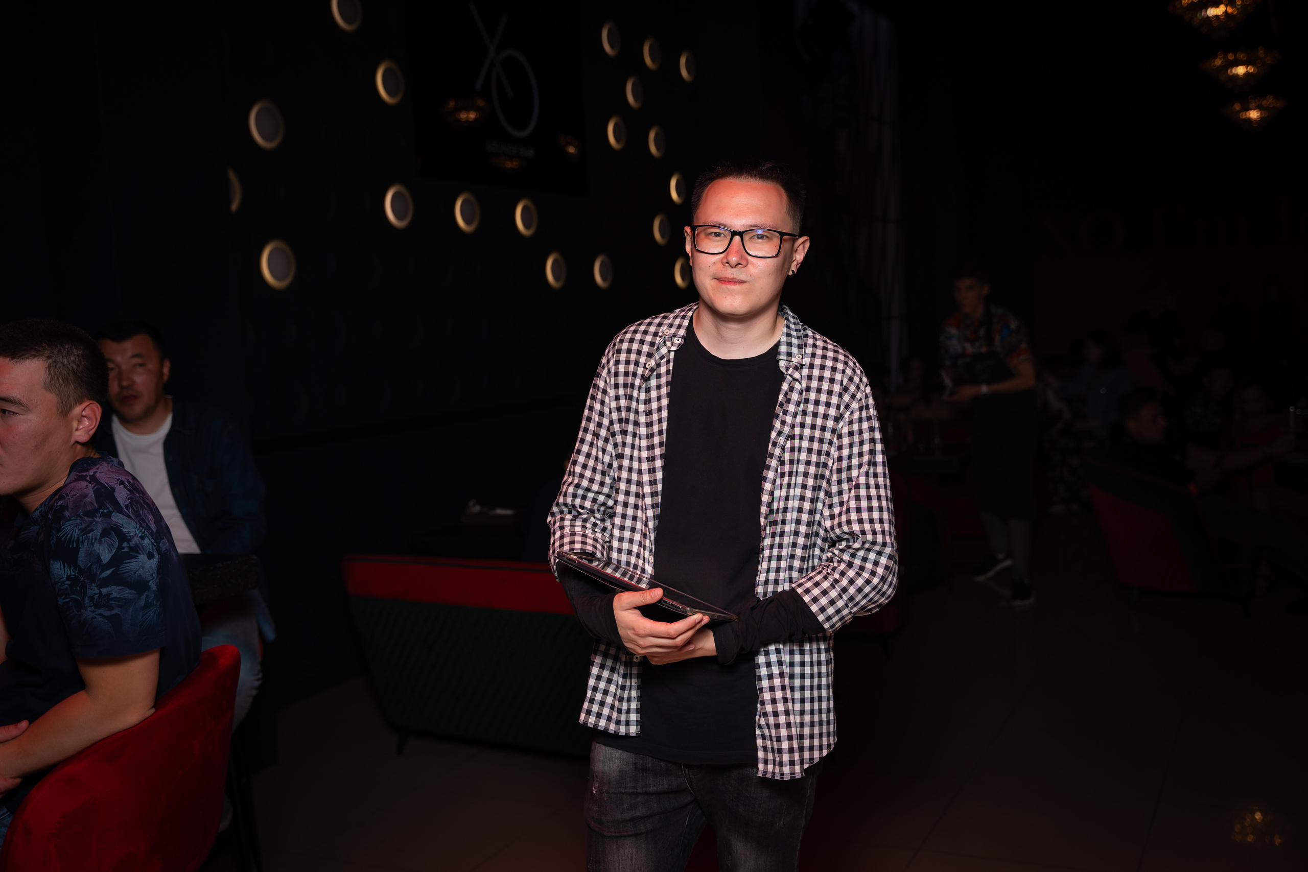 MOREART. Lounge Bar X.O