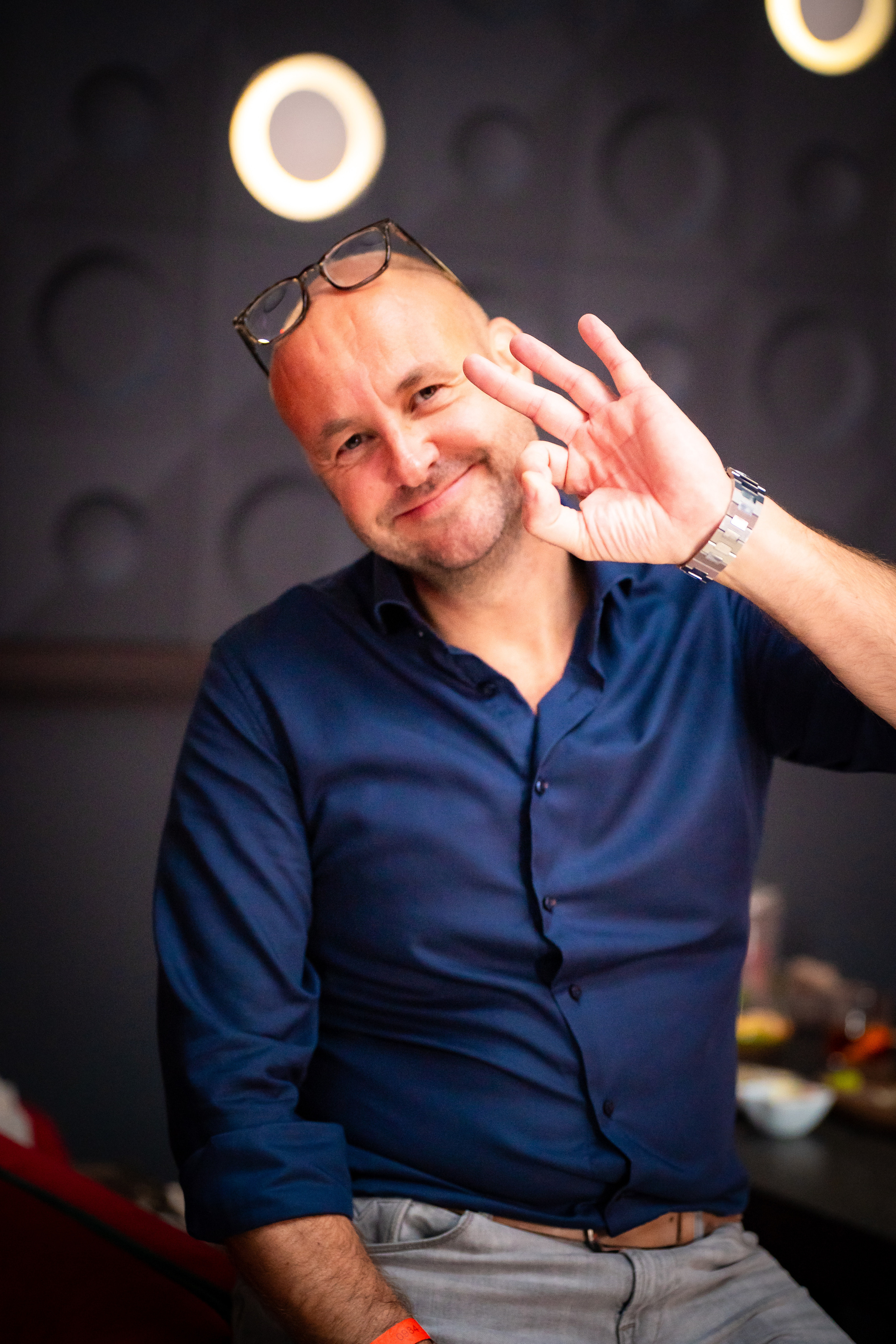 MOREART. Lounge Bar X.O