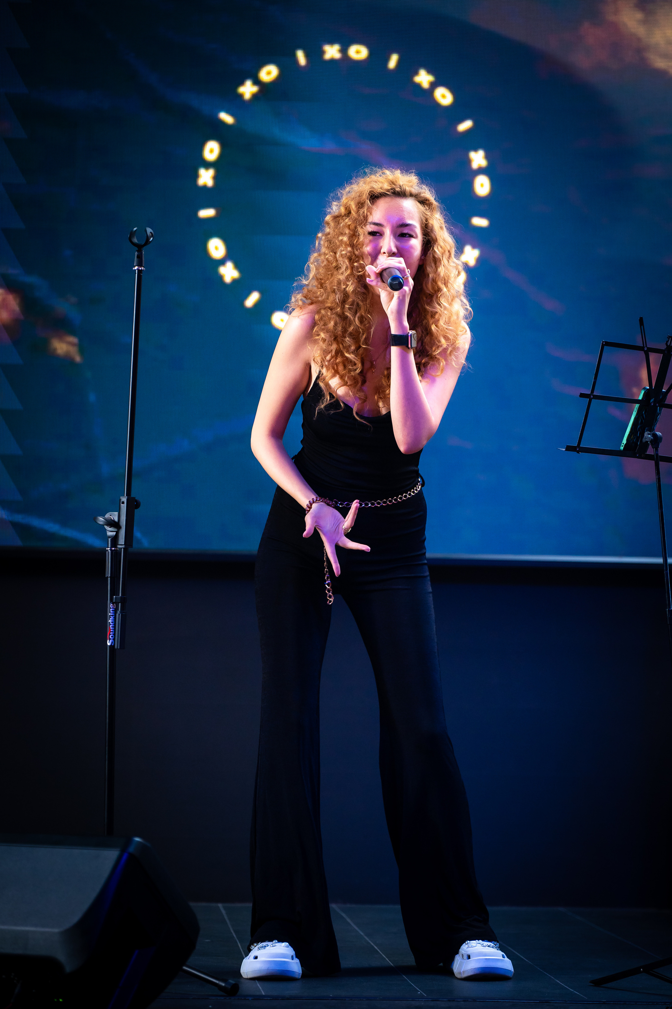 MOREART. Lounge Bar X.O