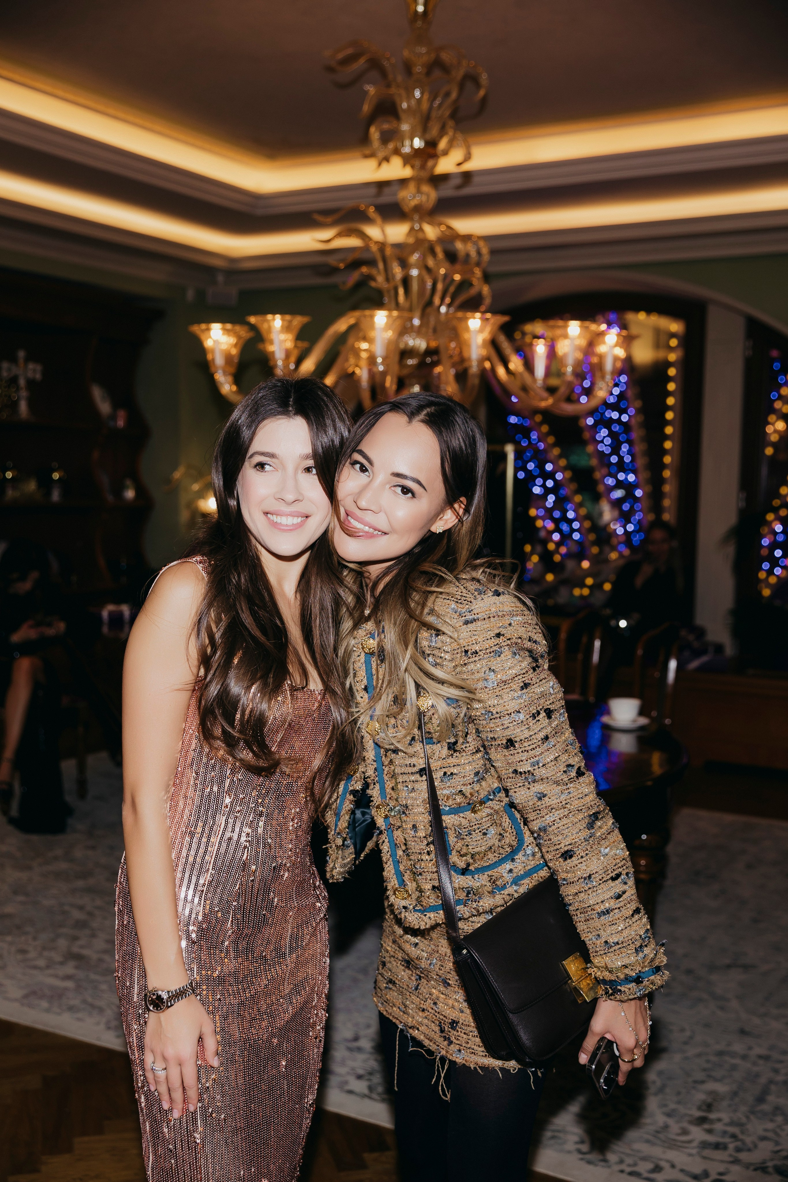 Алена Бердова и Дарина Алексеева на девичнике Алены Бердовой в Bosco Ceremony