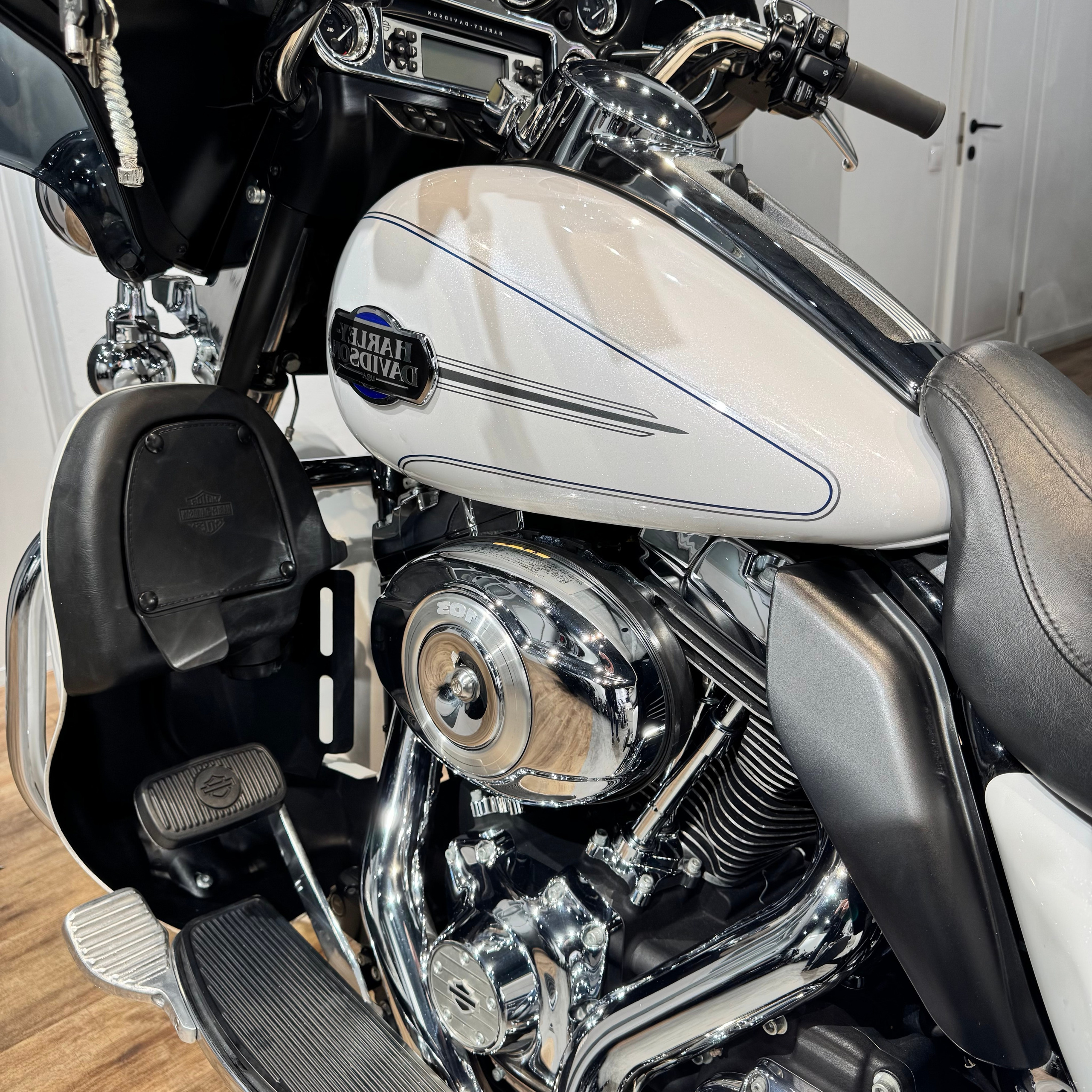 Мотоциклы Harley-Davidson 103 Electra Glide Ultra ABS (Touring) — купить мотоцикл. Hello Davidson, Москва. Только хорошие мотоциклы…