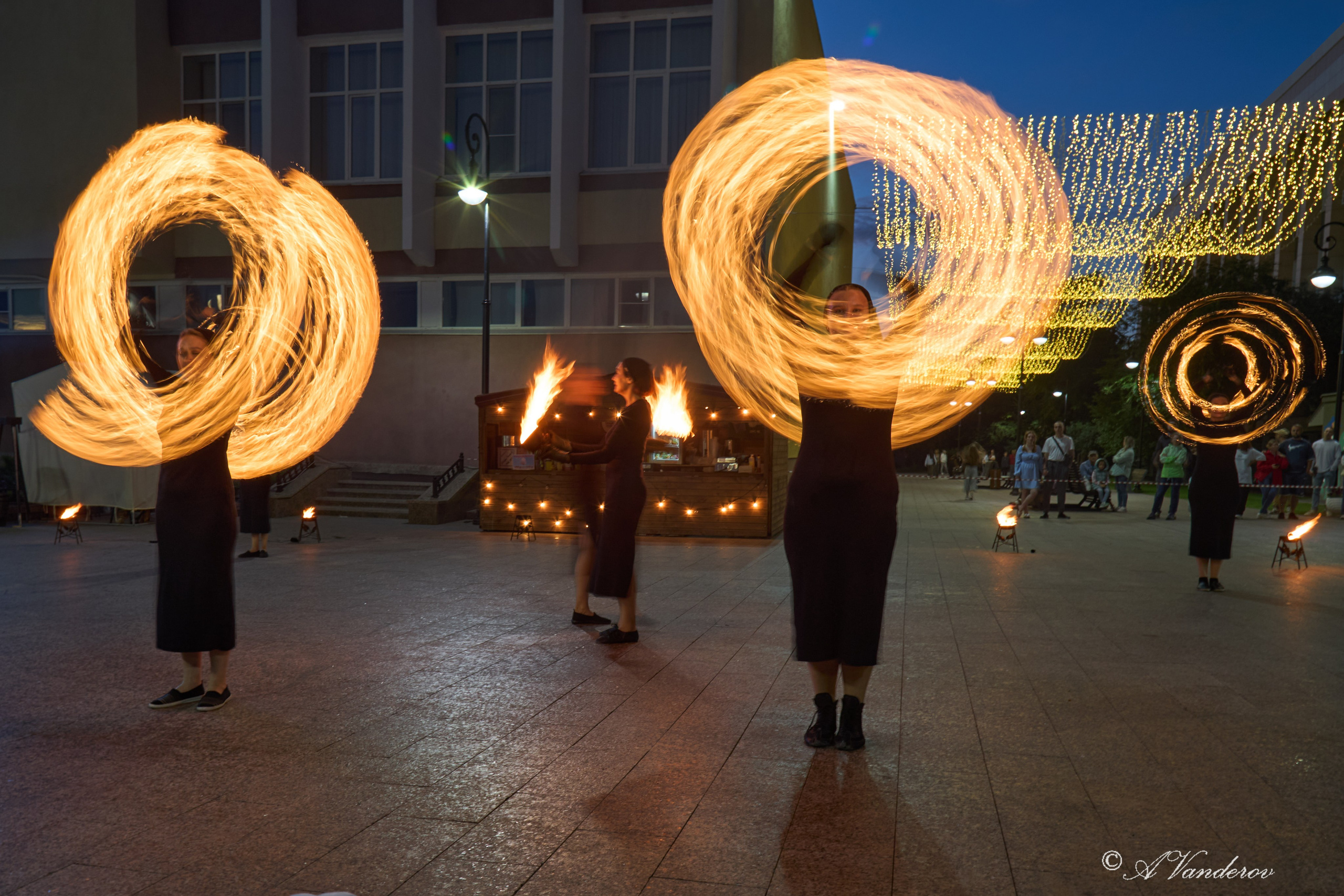 Огненное шоу день города Омск. Фотограф Омск | Александр Вандеров