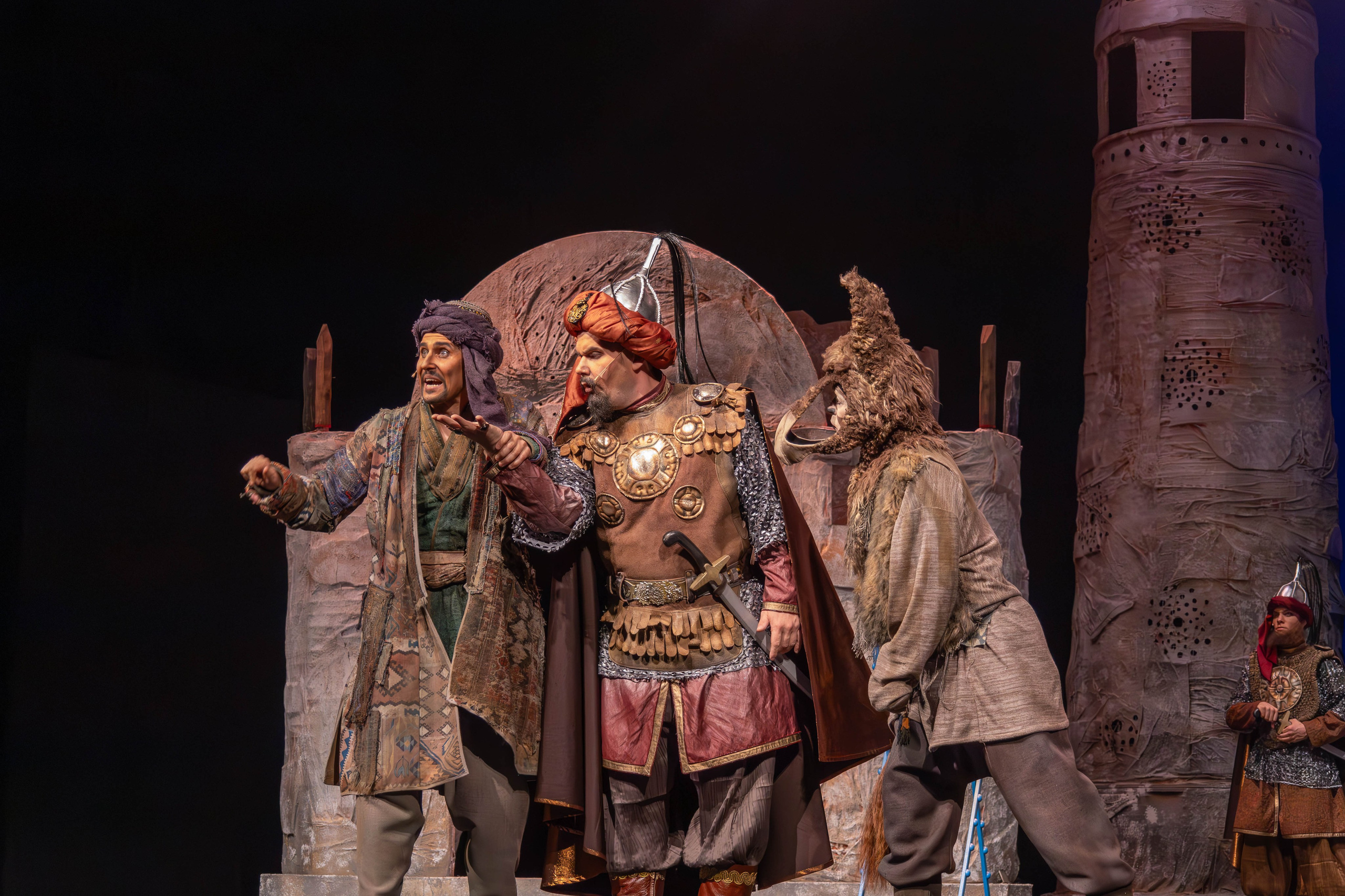 Спектакль «Далеко-далеко на Востоке» в театре Терезы Дуровой