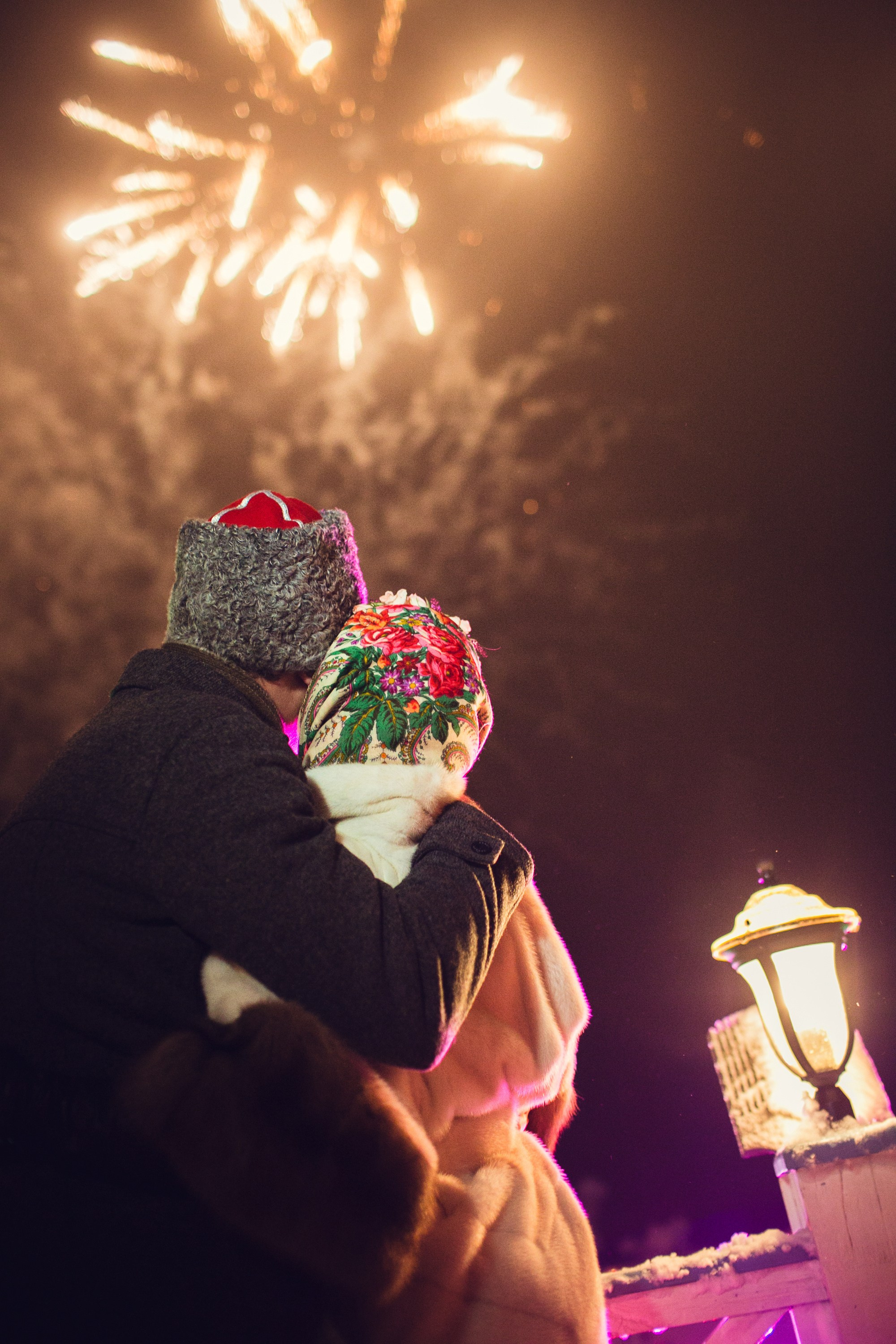 Зимняя свадьба в русских традициях. Семейный, портретный и свадебный фотограф в Санкт-Петербурге и Москве