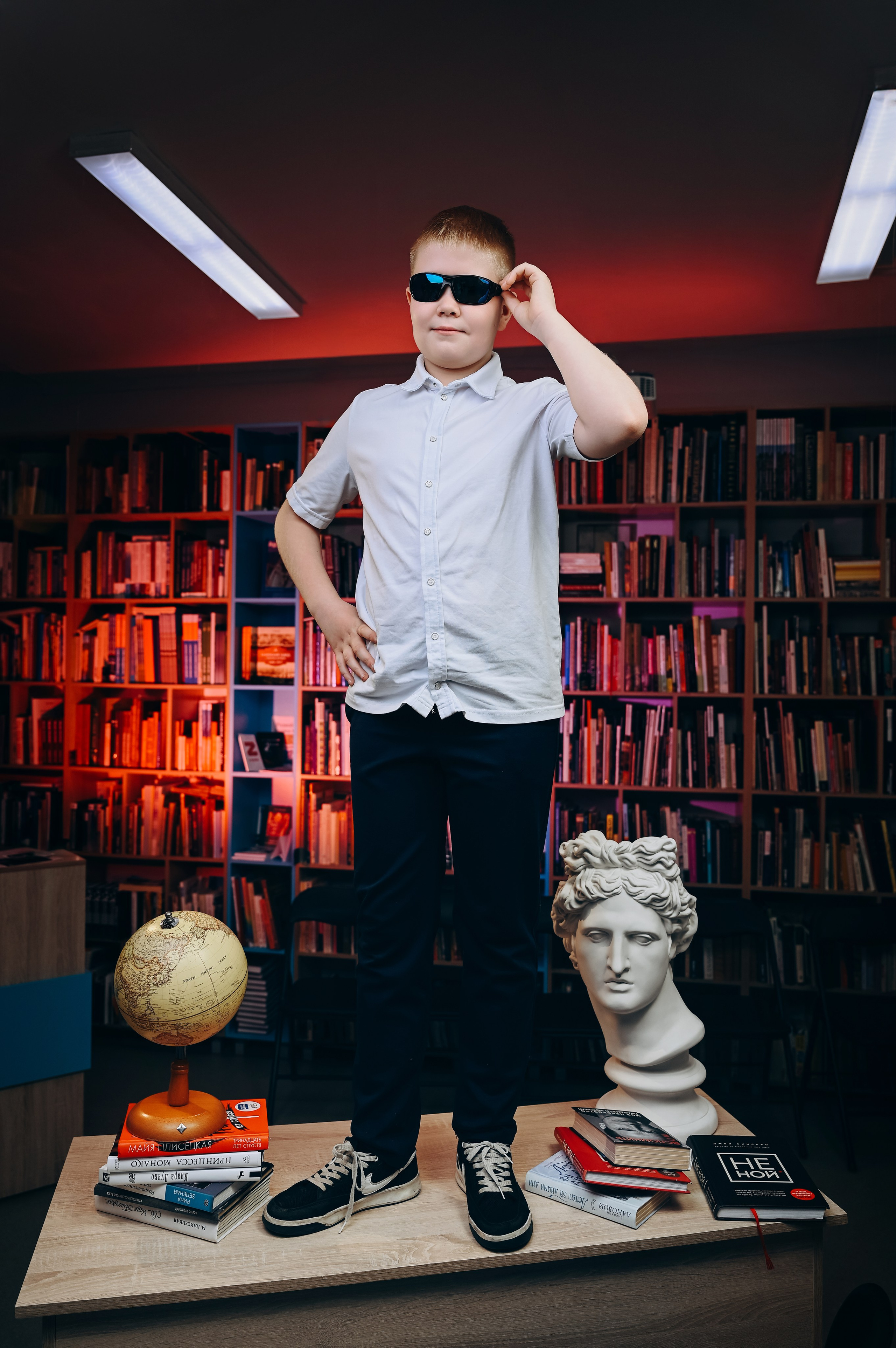 4 класс Библиотека. Выпускные альбомы в Кургане, Твой альбом, Книга