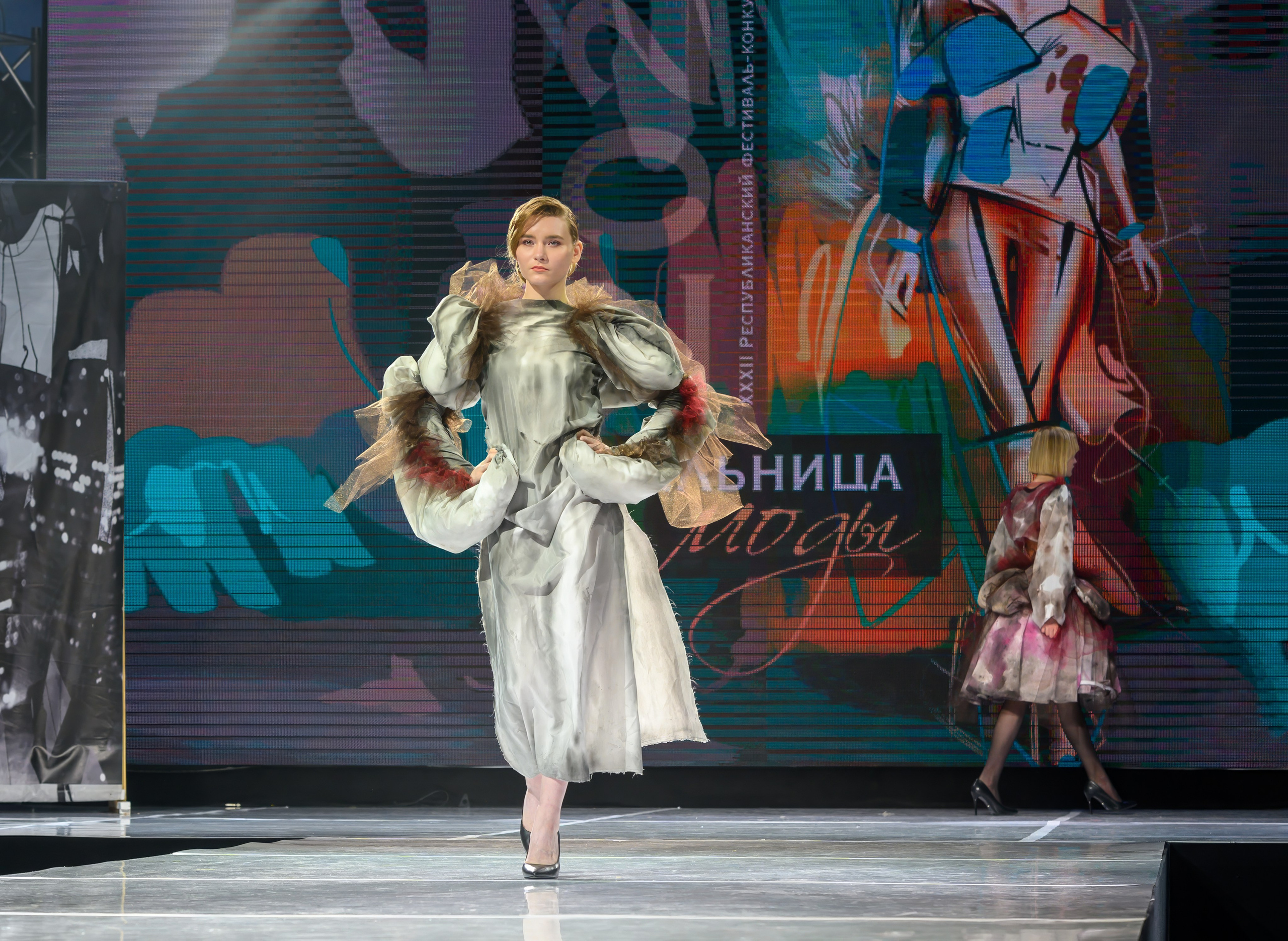 мода , стиль , модели , мода , модный показ , дизайнерский показ