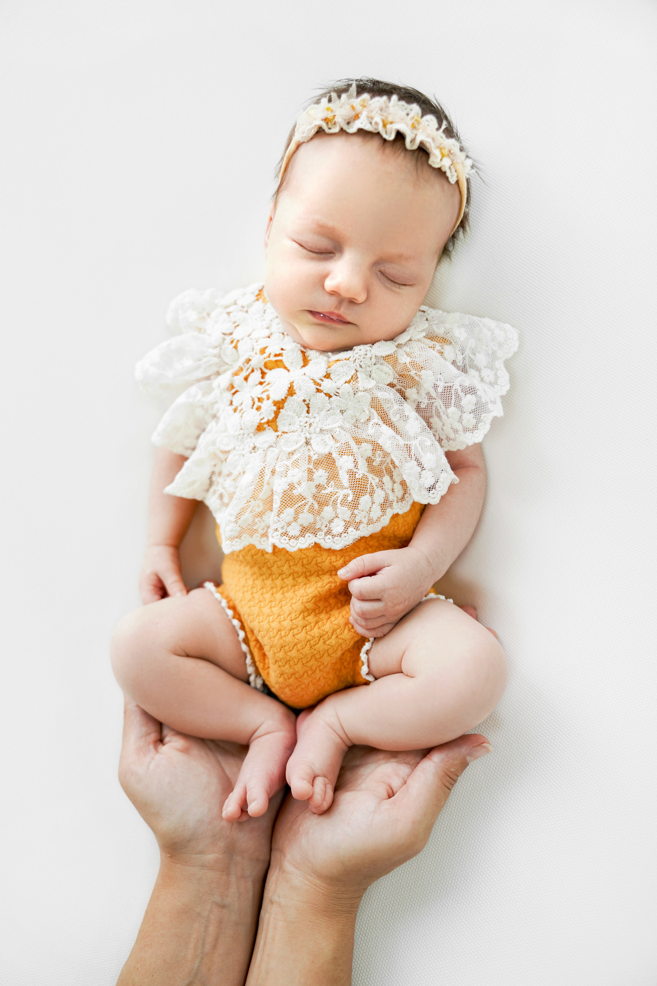 Фотосессия новорожденного (newborn). Фотограф новорожденных, детей до года и беременных в Симферополе