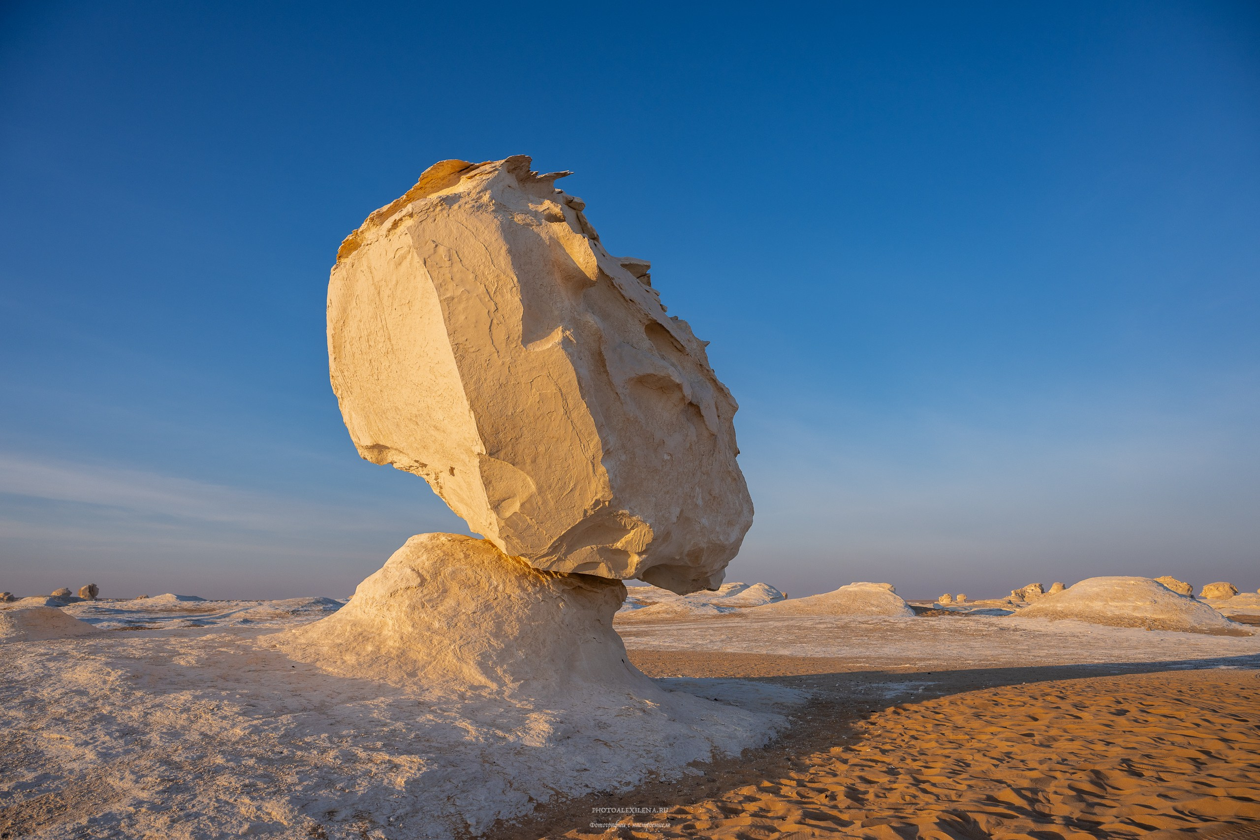 Пустыня чёрная, пустыня белая. Авторские стильные фотокартины