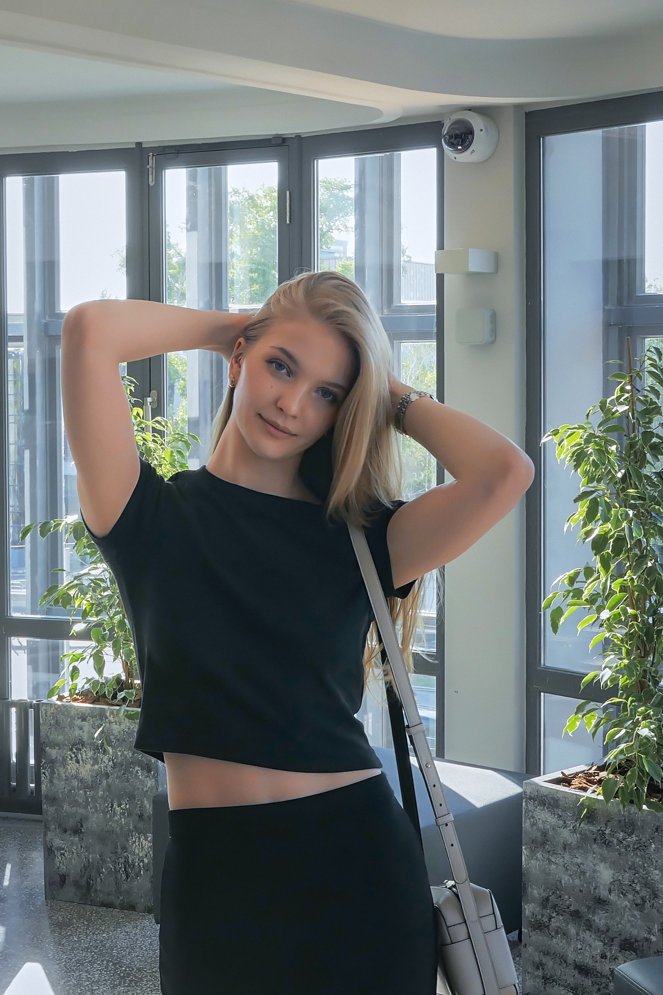 Фотосессия девушки в Самаре с макияжем и одеждой