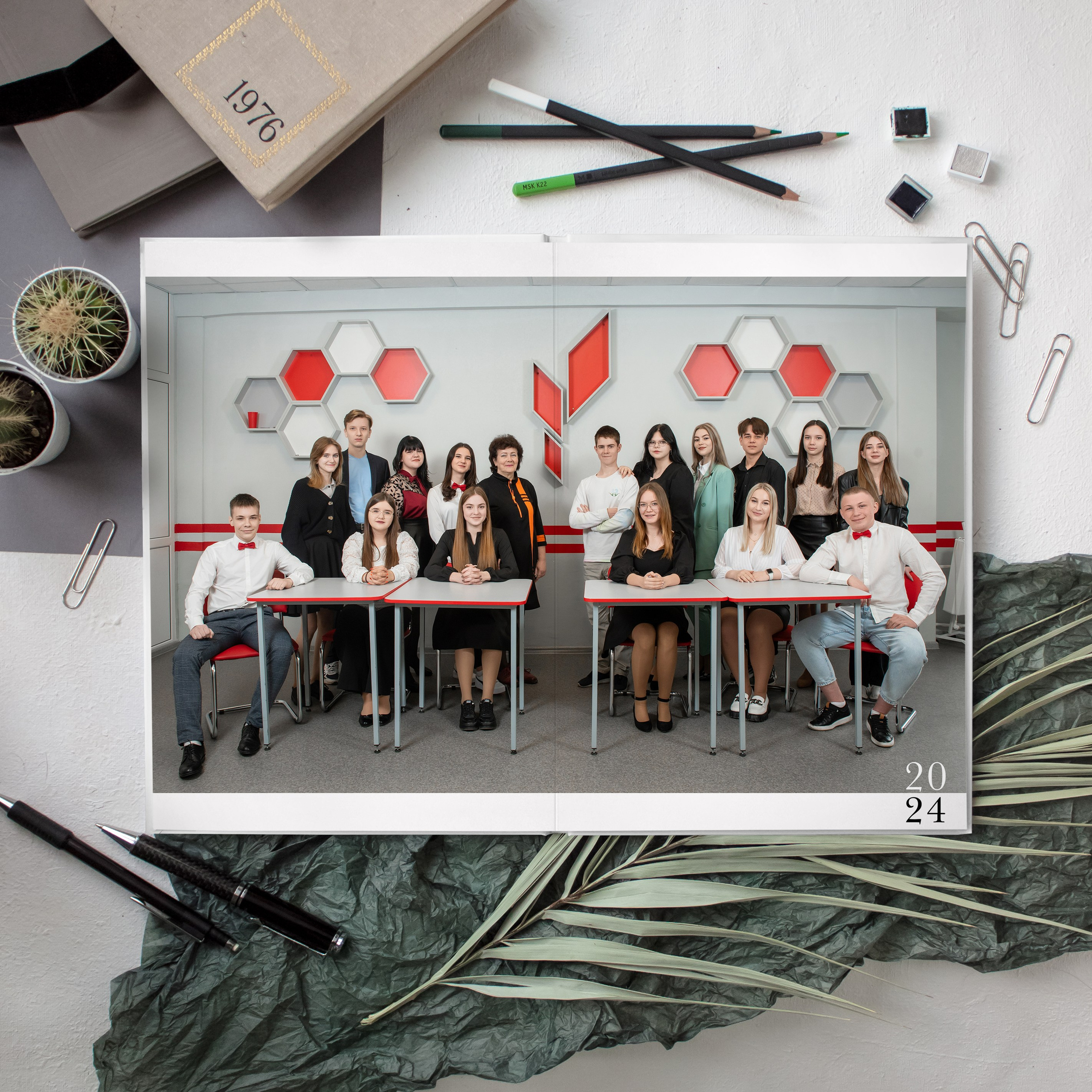 Персональный альбом на 5 разворотов. Выпускные альбомы для детского сада и школы в Туле