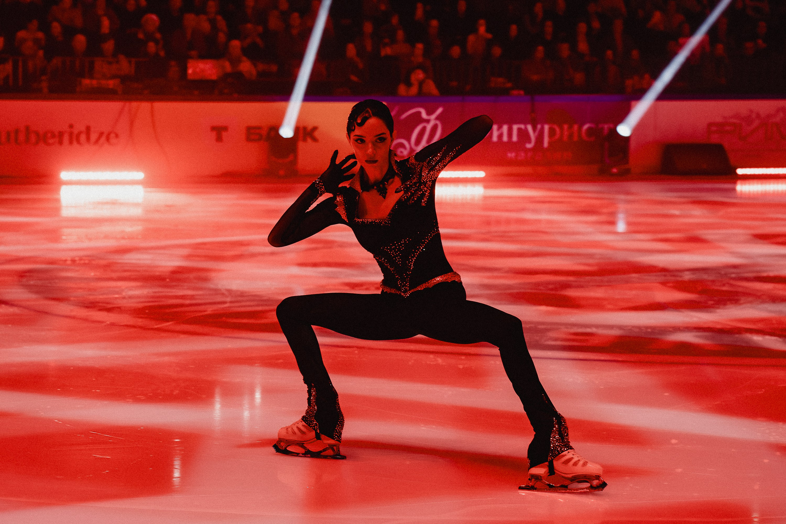 Шоу Этери Тутберидзе в Новосибирске. Воробьева Ксения — Спортивный и танцевальный фотограф Новосибирск