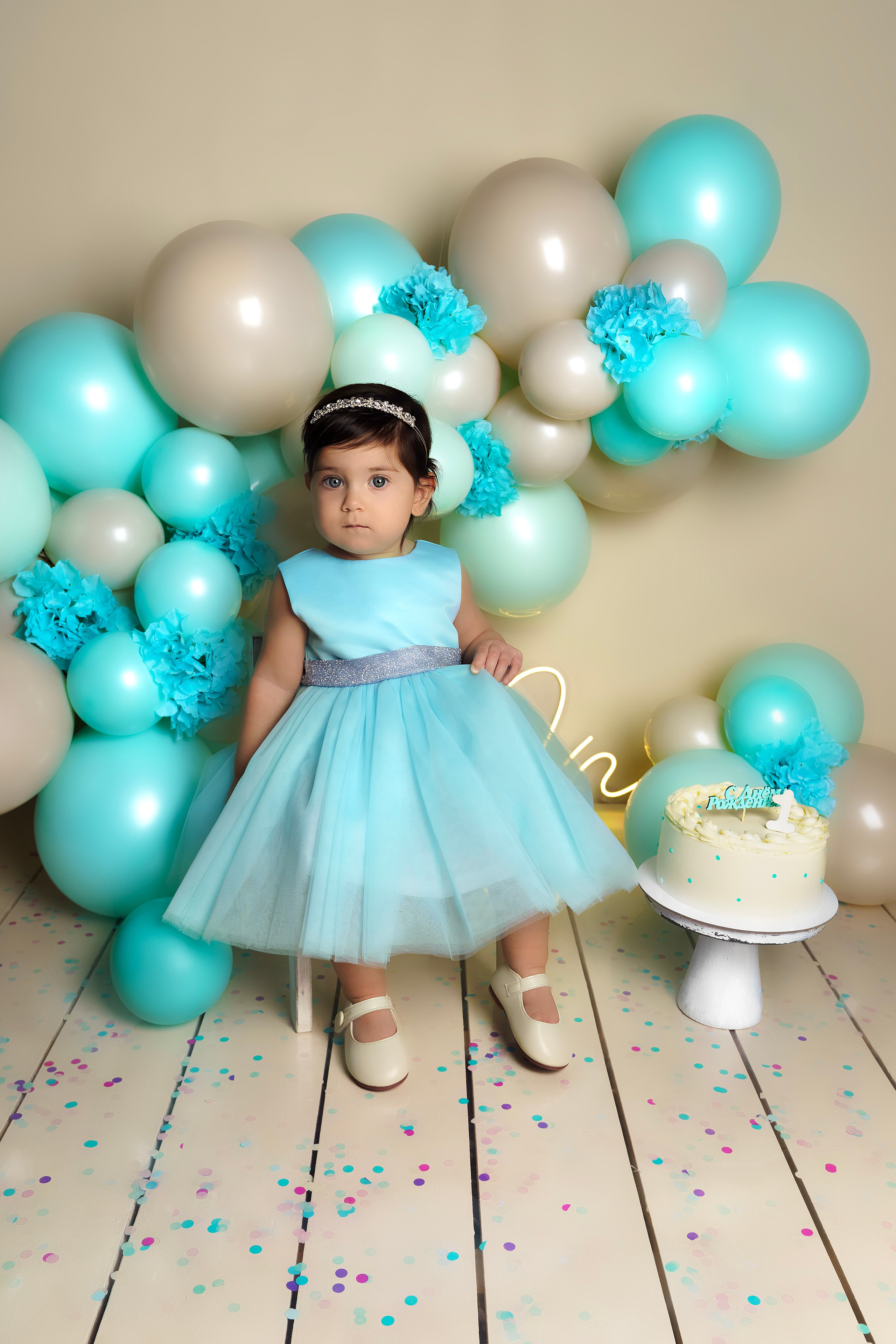 Годовасие. Фотограф новорожденных, детей до года и беременных в Симферополе