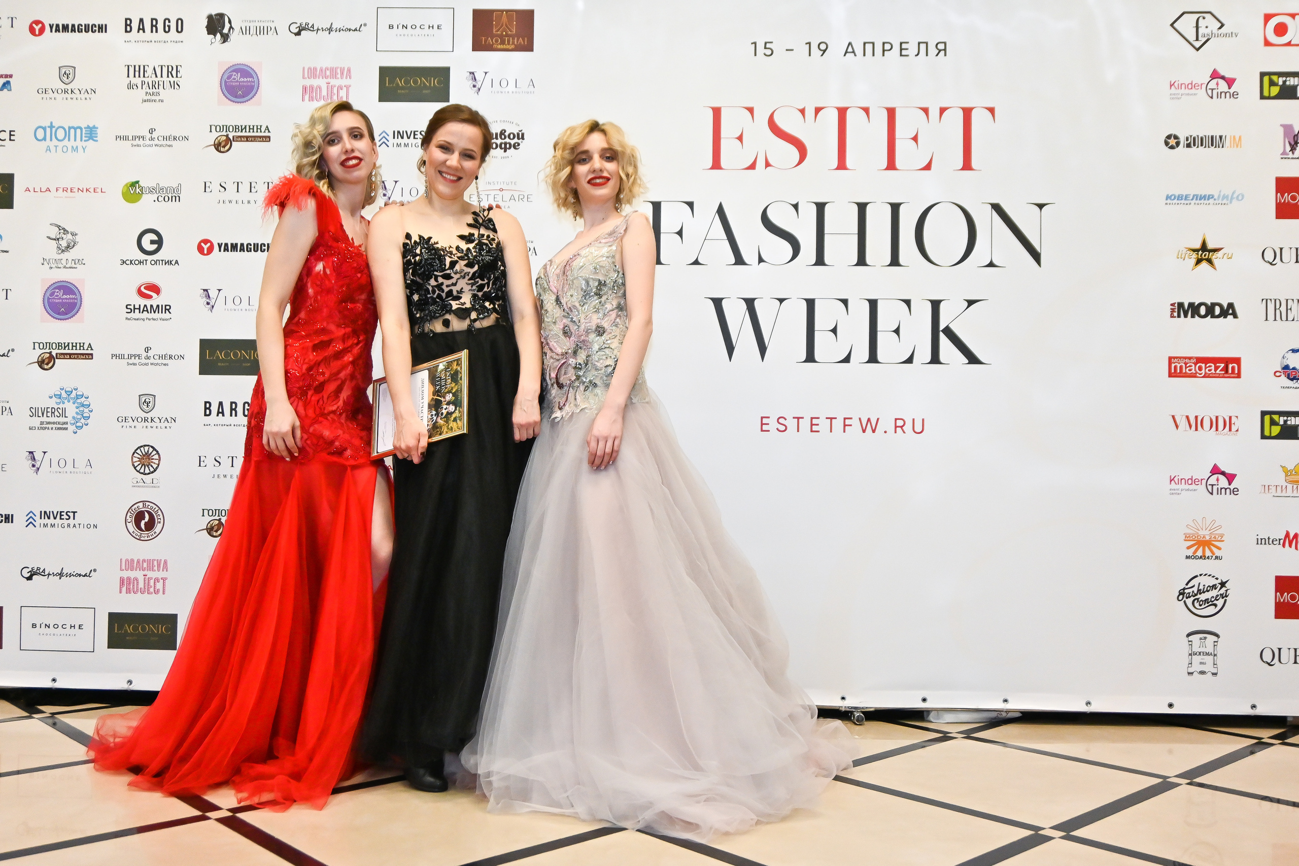 Репортажная съемка в Москве. Фотограф для бизнесконтента, репортажей и семейного альбома в Москве