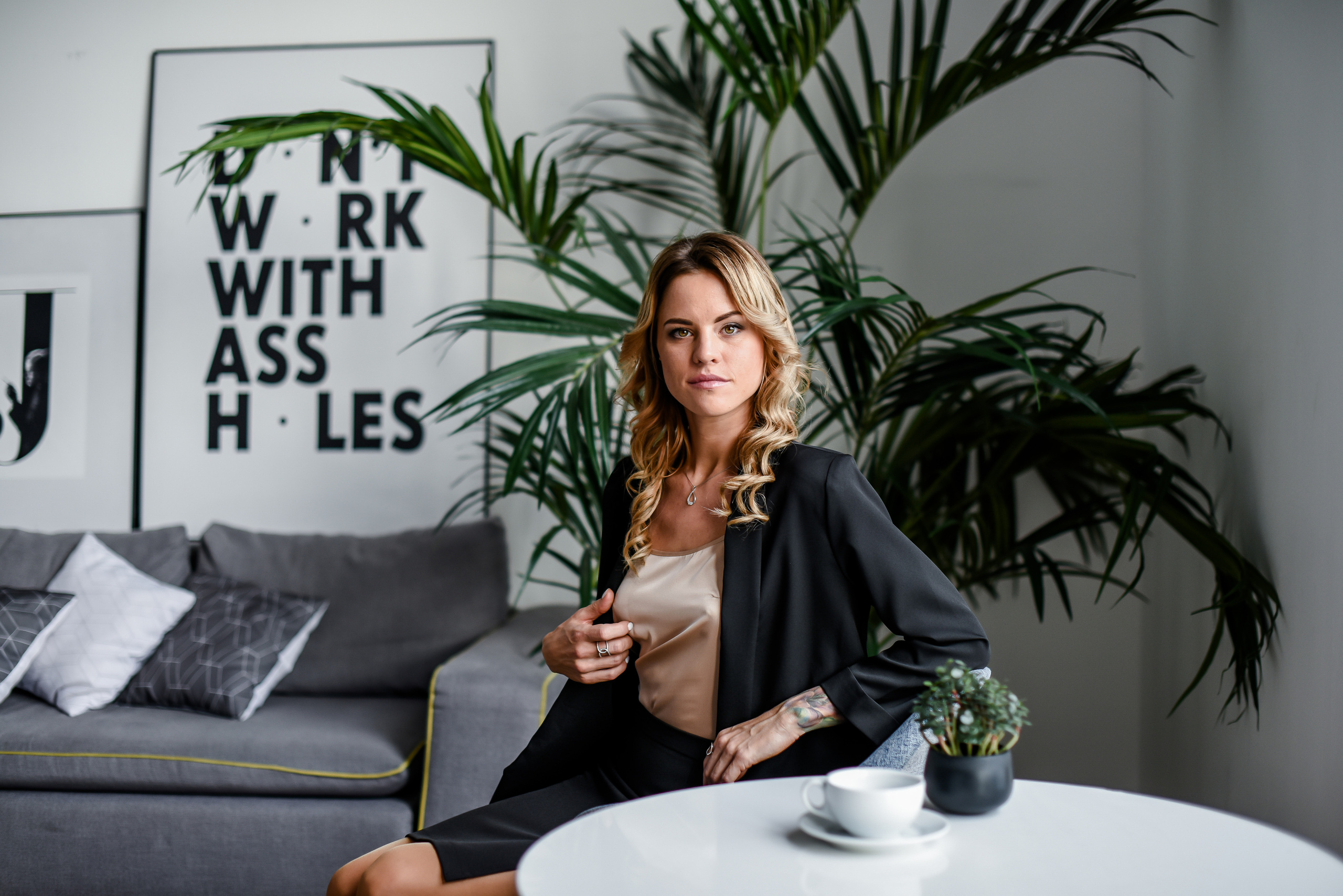 КАТАЛОГ ДЛЯ ШОУ-РУМА ЖЕНСКОЙ ОДЕЖДЫ. Фотограф для бизнесконтента, репортажей и семейного альбома в Москве