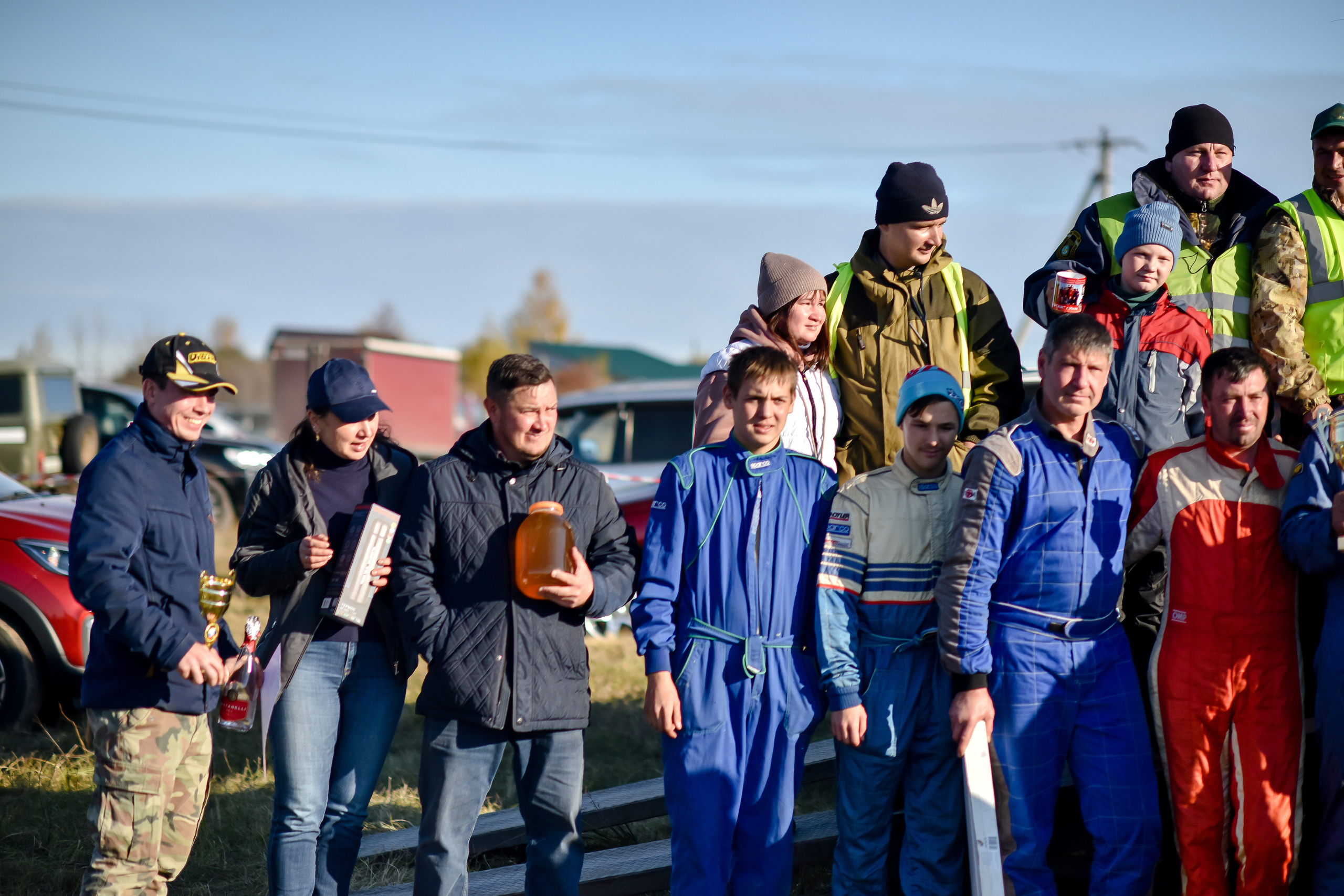Фоторепортаж автосоревнований в Москве. Фотограф для бизнесконтента, репортажей и семейного альбома в Москве