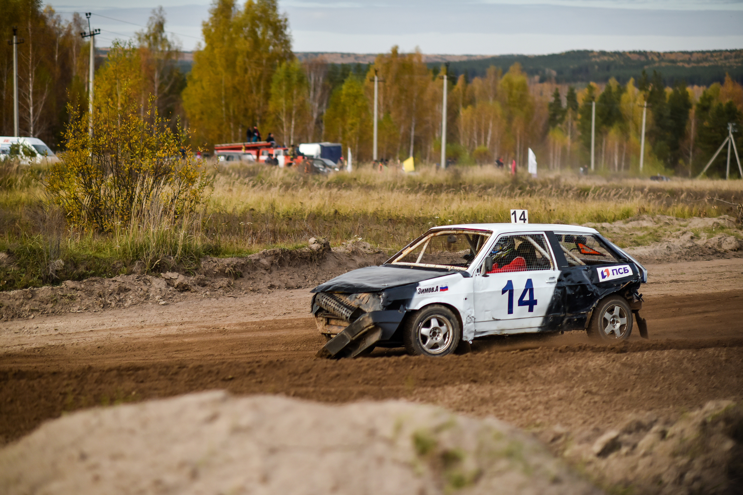 Фоторепортаж автосоревнований в Москве. Фотограф для бизнесконтента, репортажей и семейного альбома в Москве