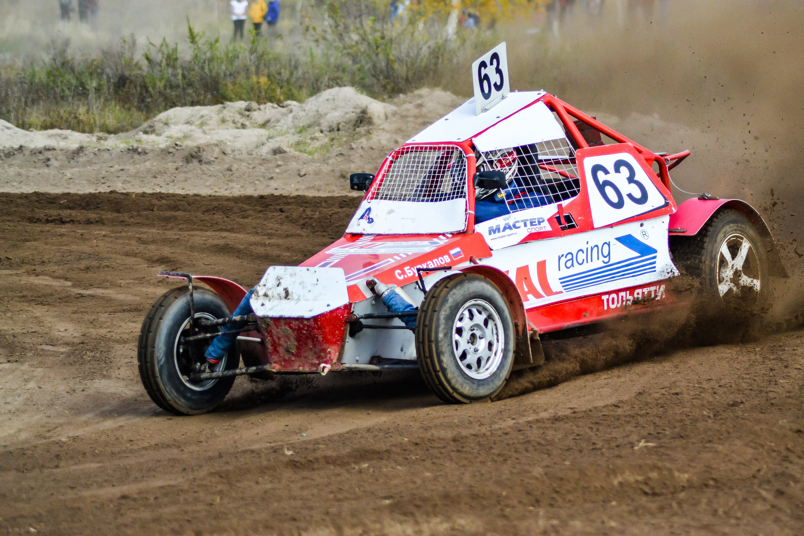 Фоторепортаж автосоревнований в Москве. Фотограф для бизнесконтента, репортажей и семейного альбома в Москве