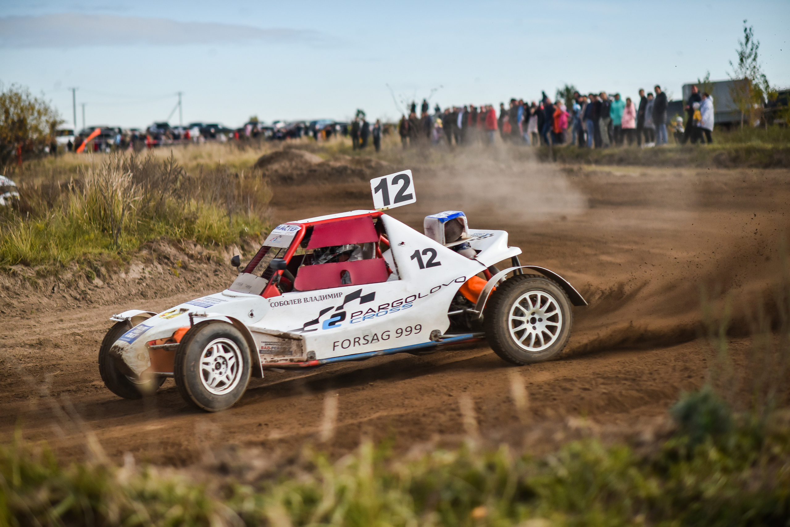 Фоторепортаж автосоревнований в Москве. Фотограф для бизнесконтента, репортажей и семейного альбома в Москве