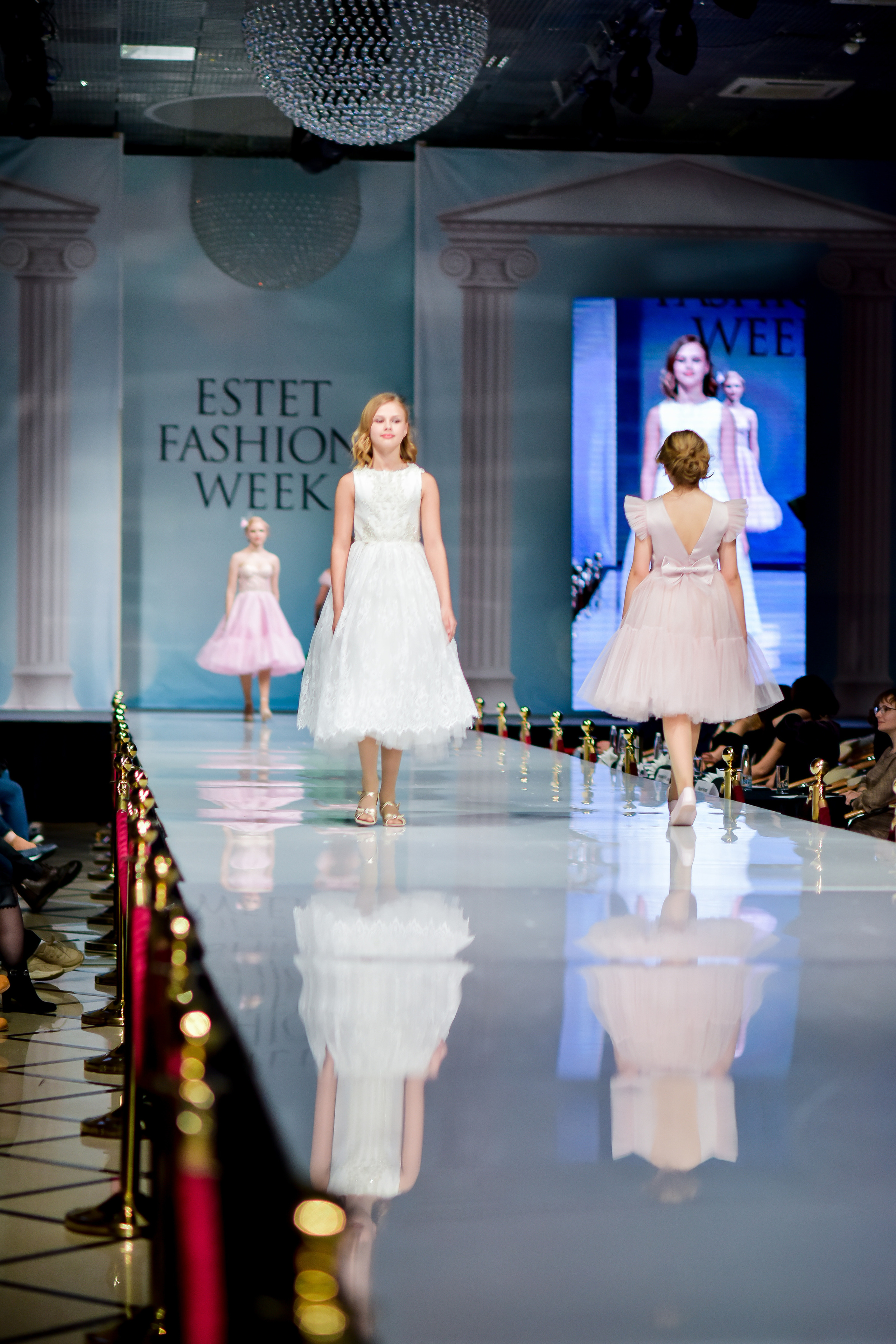 Репортажная съемка в Москве. Фотограф для бизнесконтента, репортажей и семейного альбома в Москве