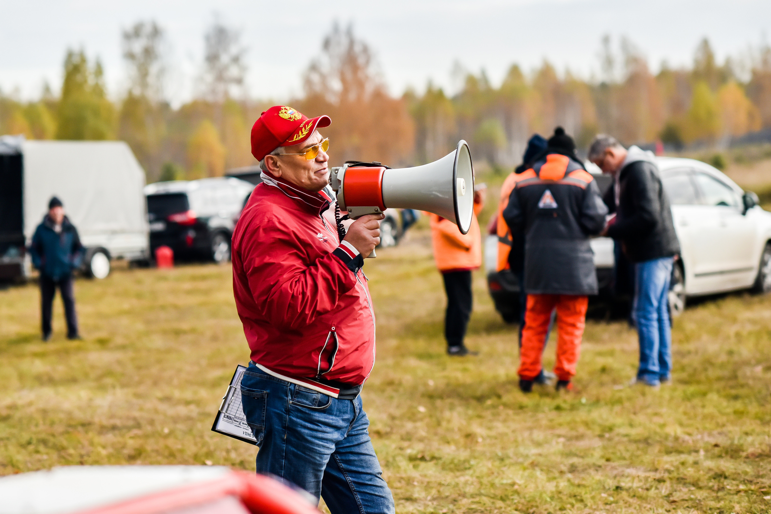 Фоторепортаж автосоревнований в Москве. Фотограф для бизнесконтента, репортажей и семейного альбома в Москве