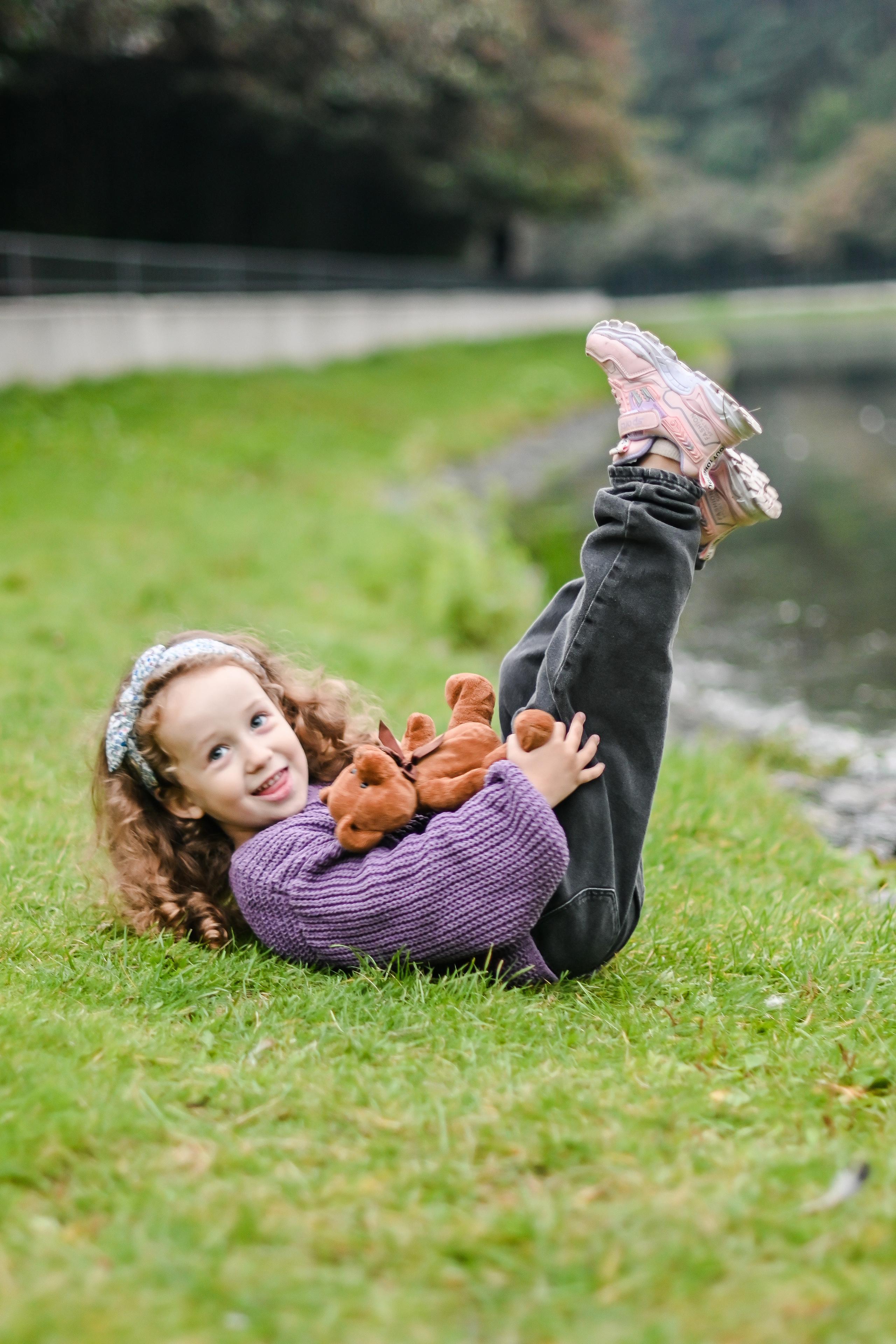 Осенняя фотосъмка на юго-западе в Москве. Фотограф для бизнесконтента, репортажей и семейного альбома в Москве