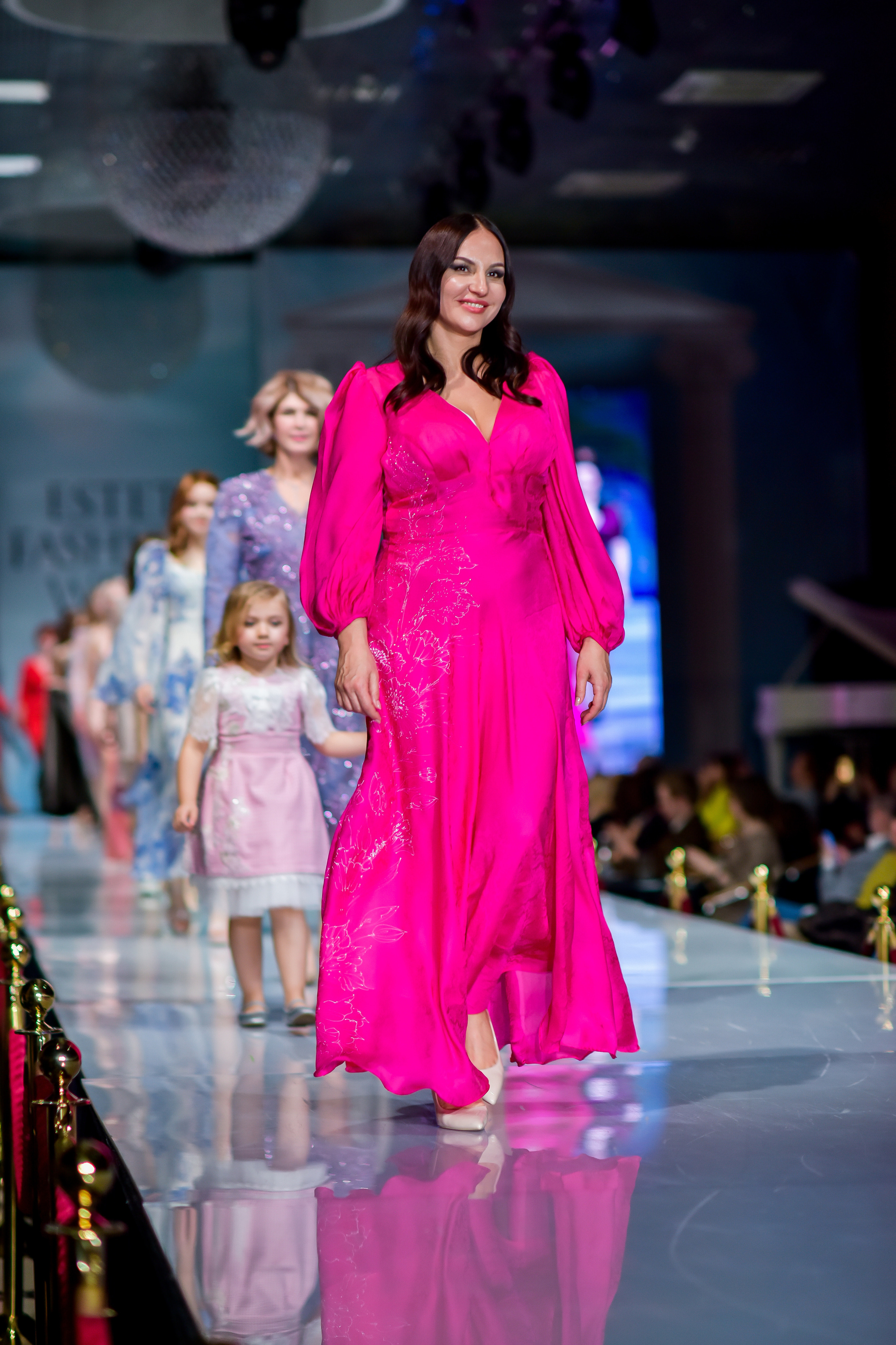 Репортажная съемка в Москве. Фотограф для бизнесконтента, репортажей и семейного альбома в Москве