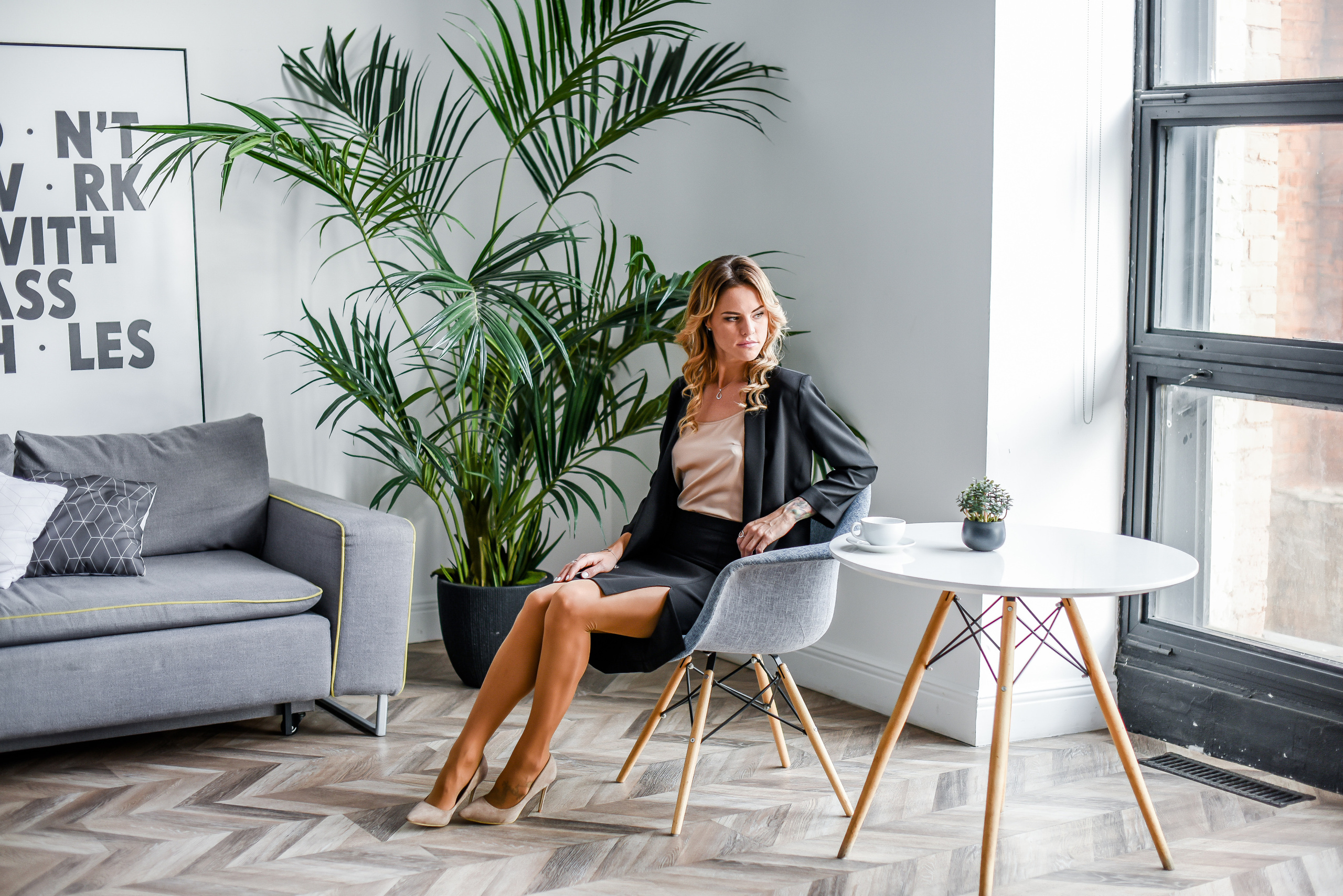 КАТАЛОГ ДЛЯ ШОУ-РУМА ЖЕНСКОЙ ОДЕЖДЫ. Фотограф для бизнесконтента, репортажей и семейного альбома в Москве