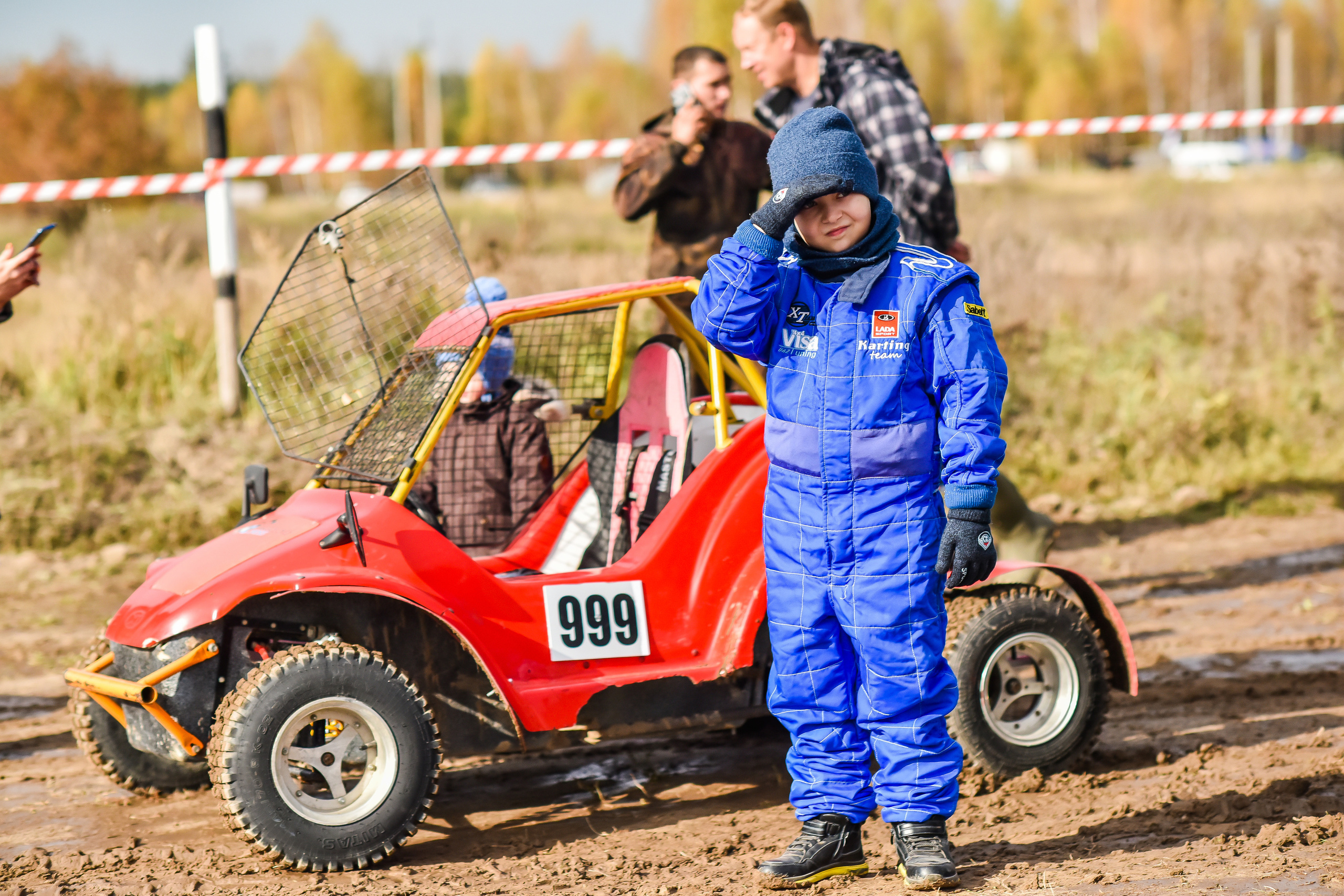 Фоторепортаж автосоревнований в Москве. Фотограф для бизнесконтента, репортажей и семейного альбома в Москве