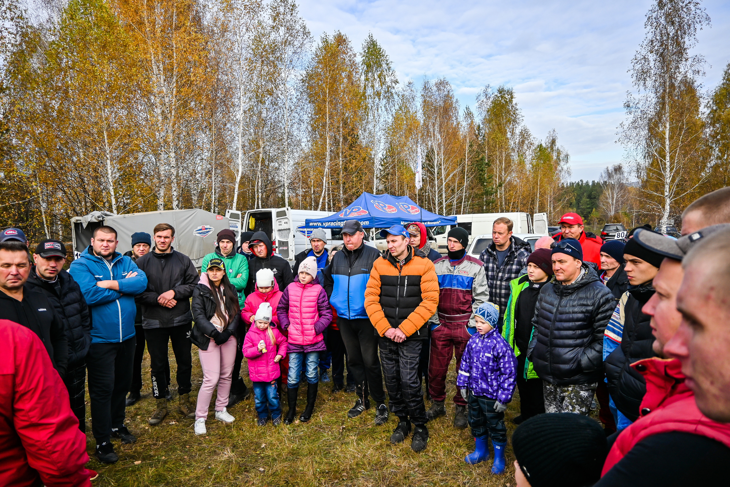 Фоторепортаж автосоревнований в Москве. Фотограф для бизнесконтента, репортажей и семейного альбома в Москве