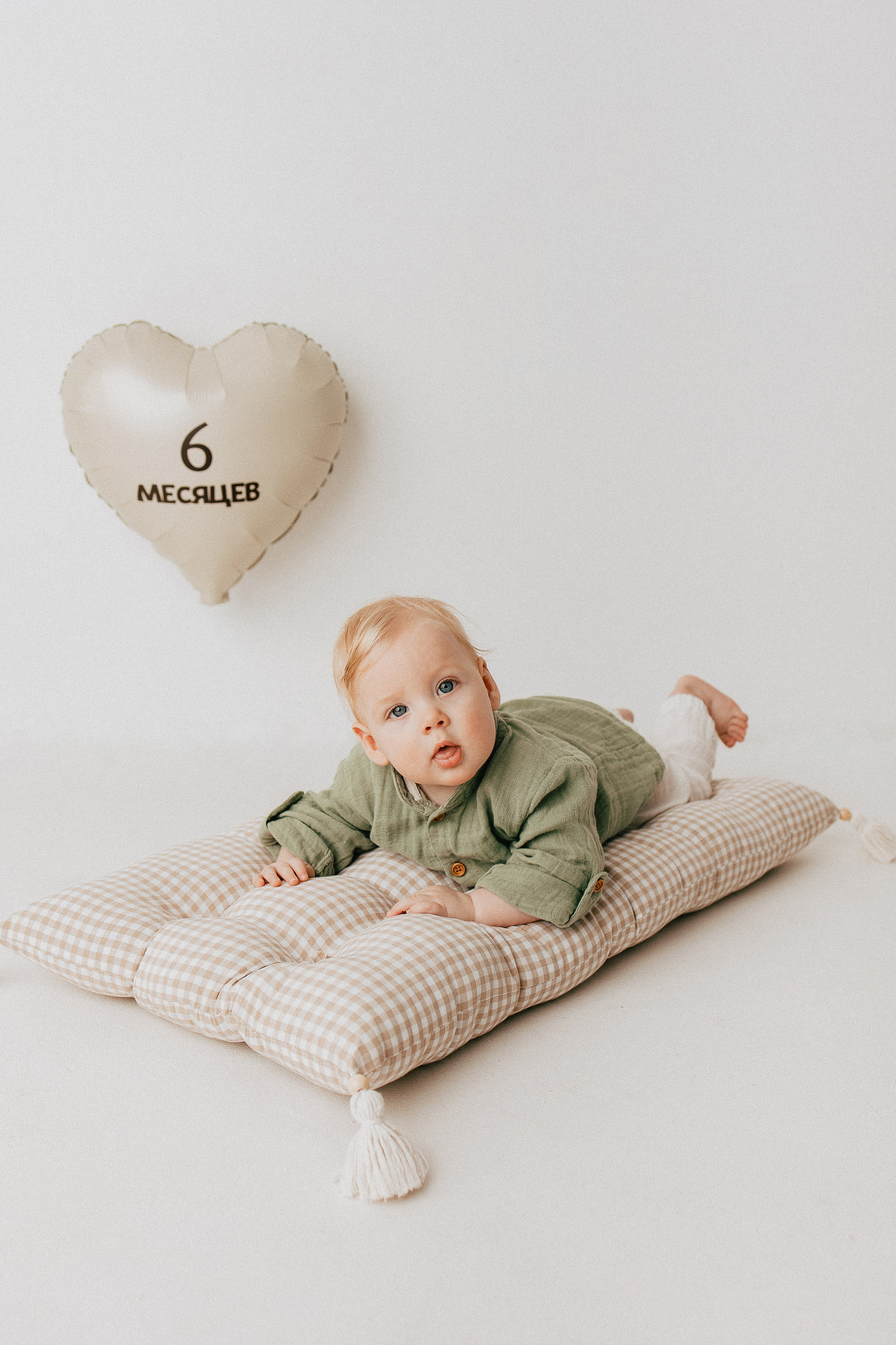 Леону 6 месяцев. Фотограф новорожденных, детей и беременности г. Волгодонск Дарья Илькова