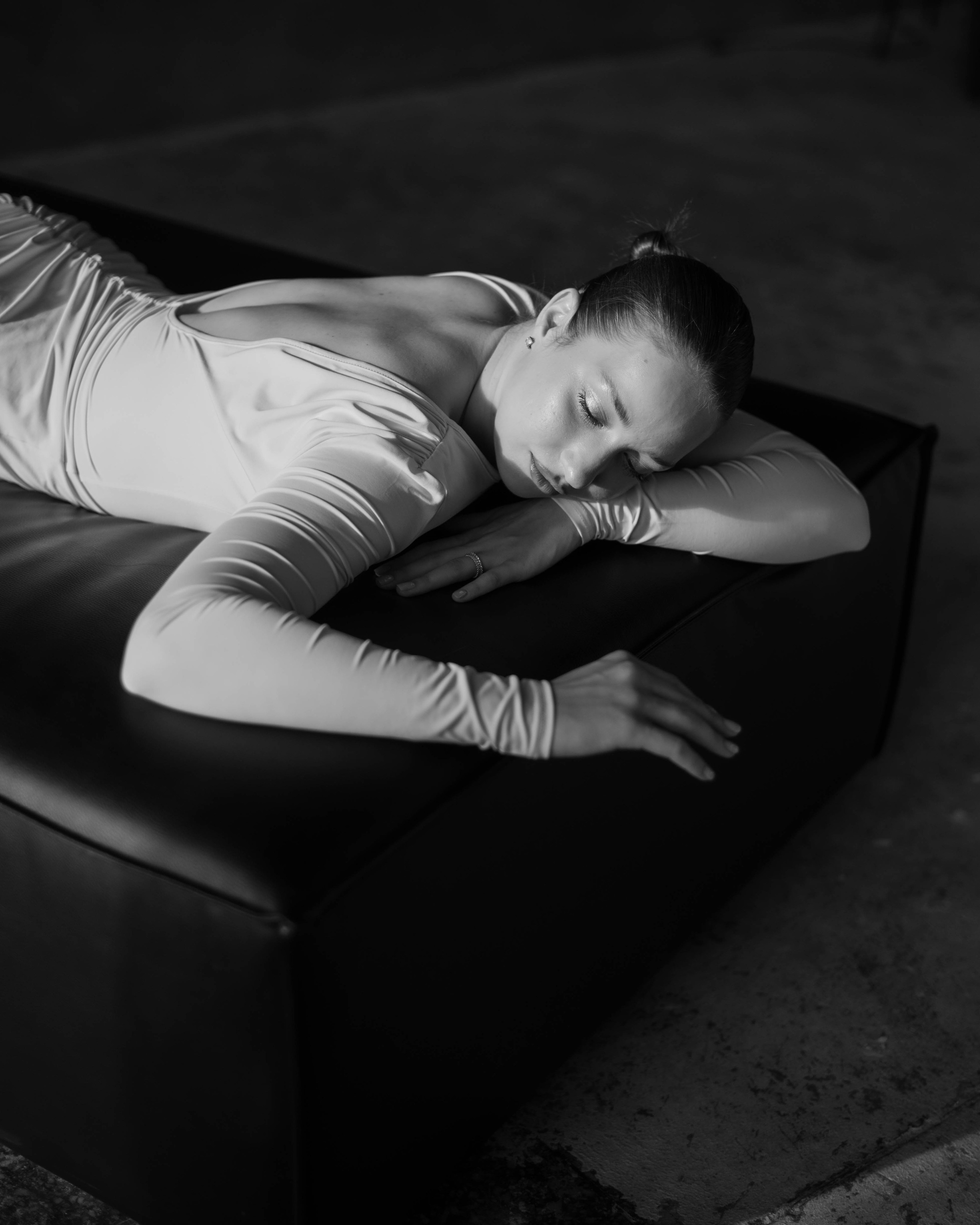 Агата. Женский фотограф. Создатель украшений ручной работы. Модель