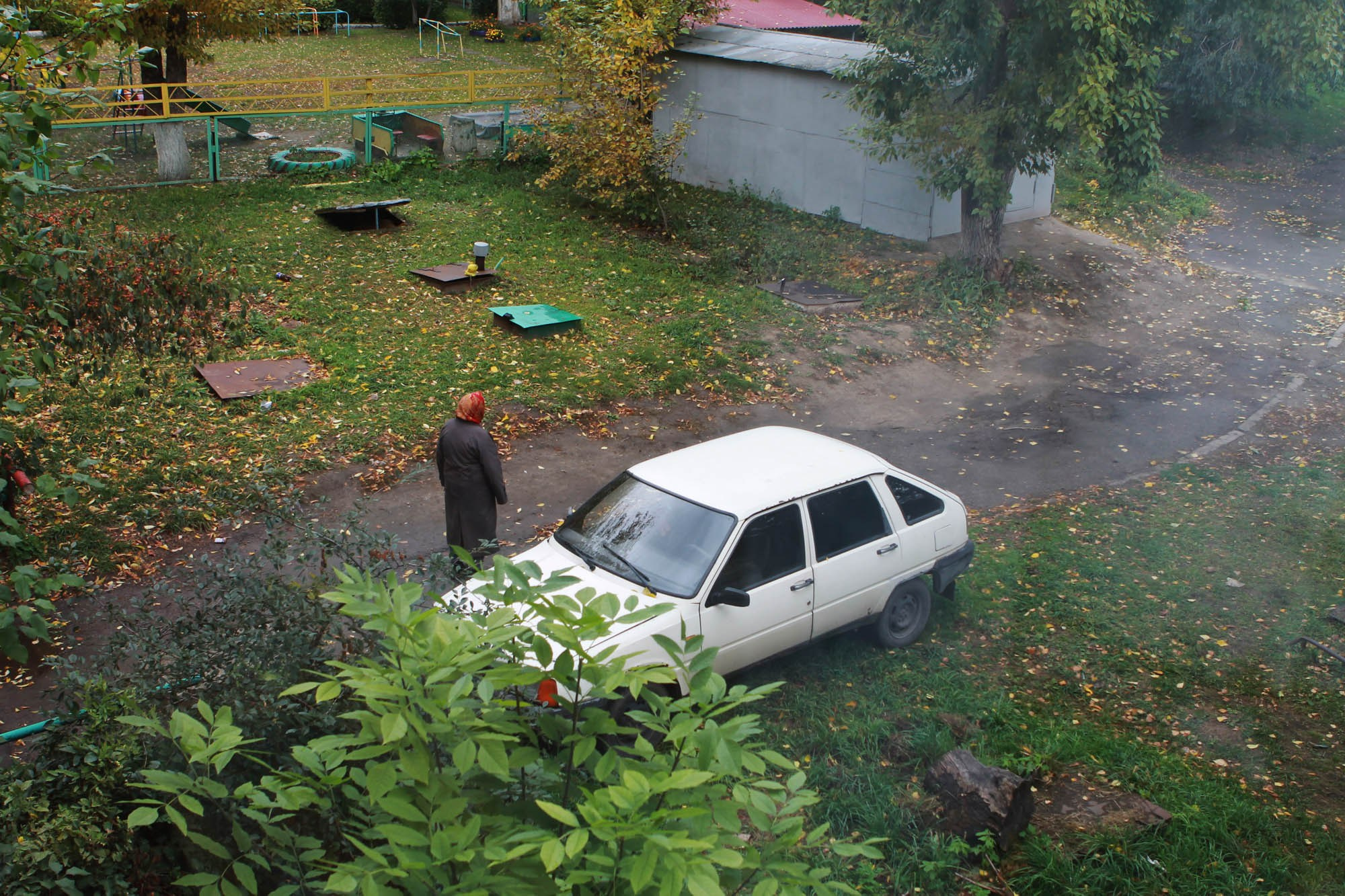 Старенькие дети: Лариса. Юлия Алтухова, мультимедиа художница