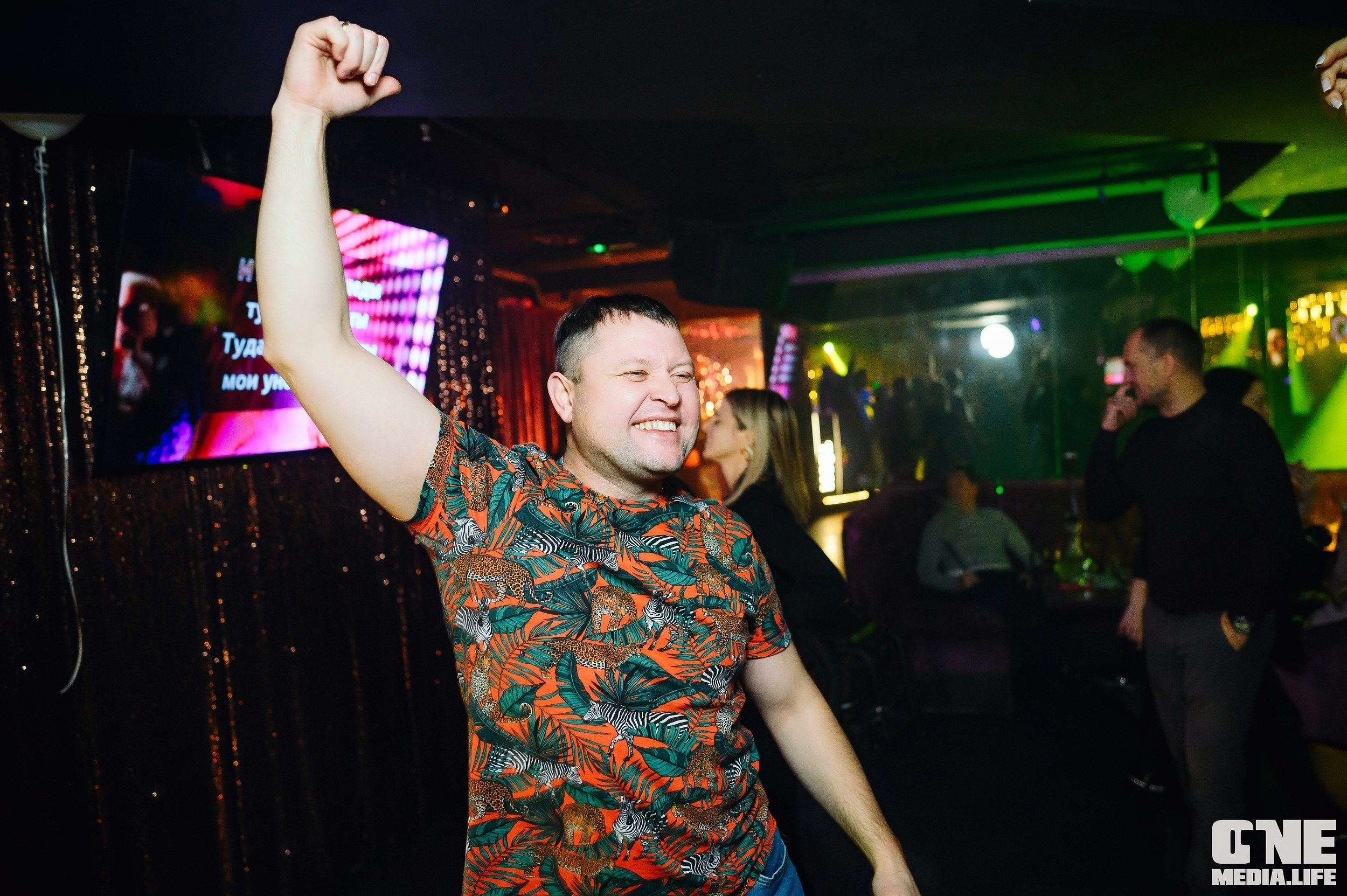 Фоторепортаж из караоке-клуба Эйфория. One Media Life: фоторепортажи, фотоотчеты с мероприятий и заведений